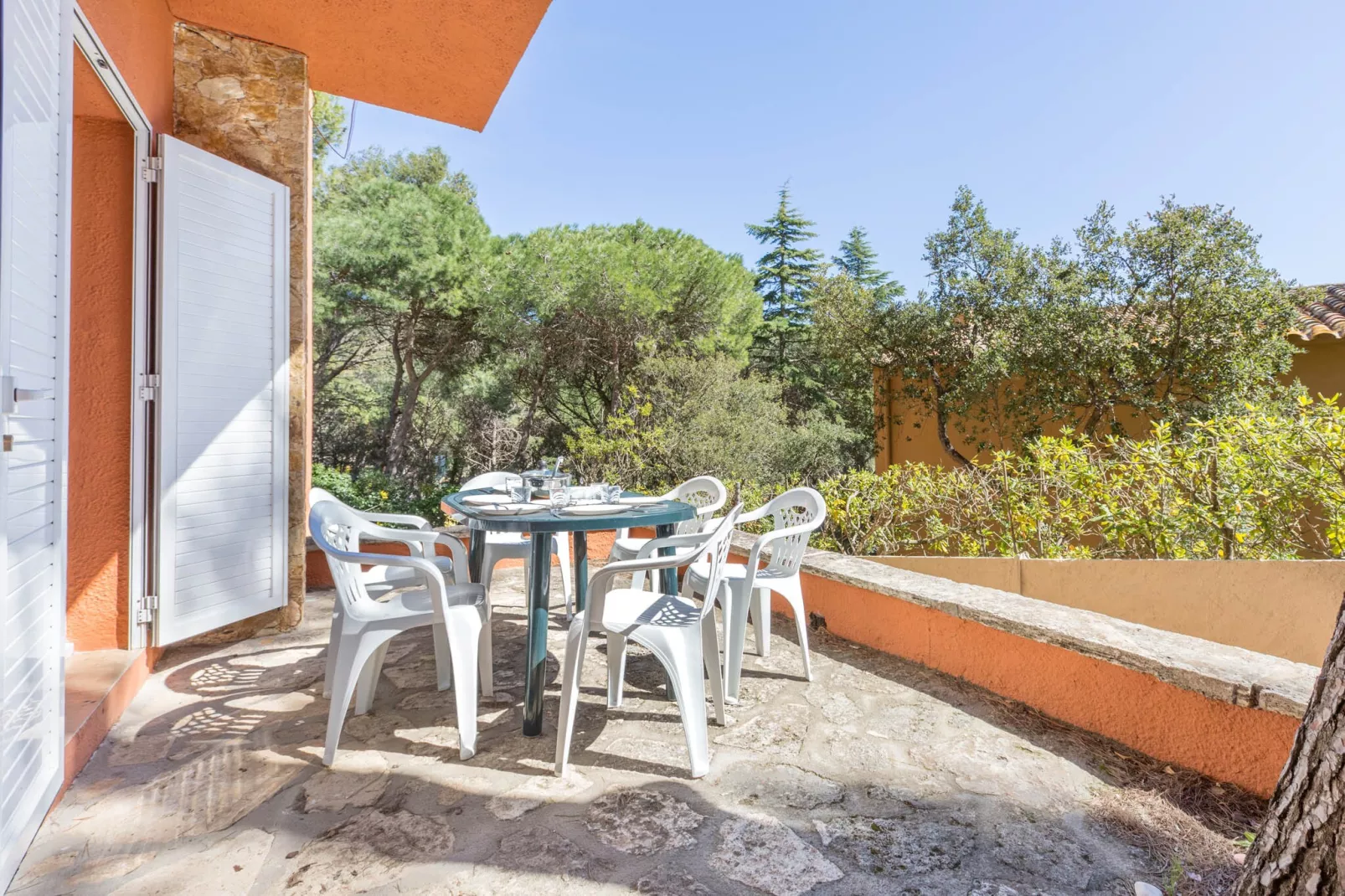 Carena Pl-Terrace