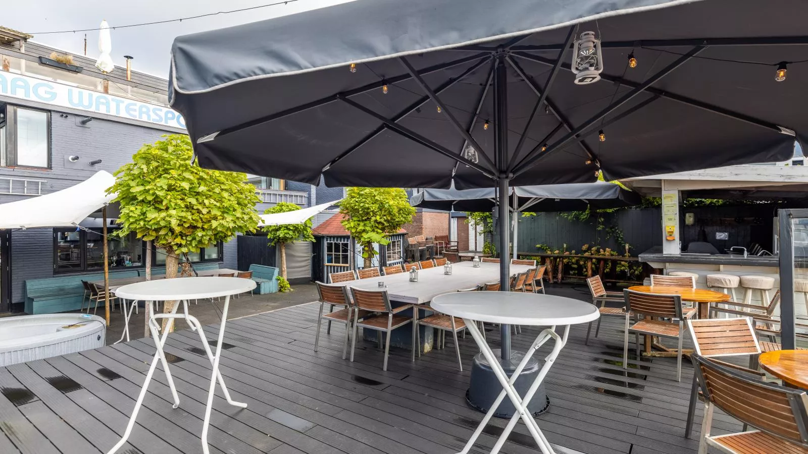 De Kaag Watersport Groepsaccommodatie - 80 pers-Terrassenbalkon