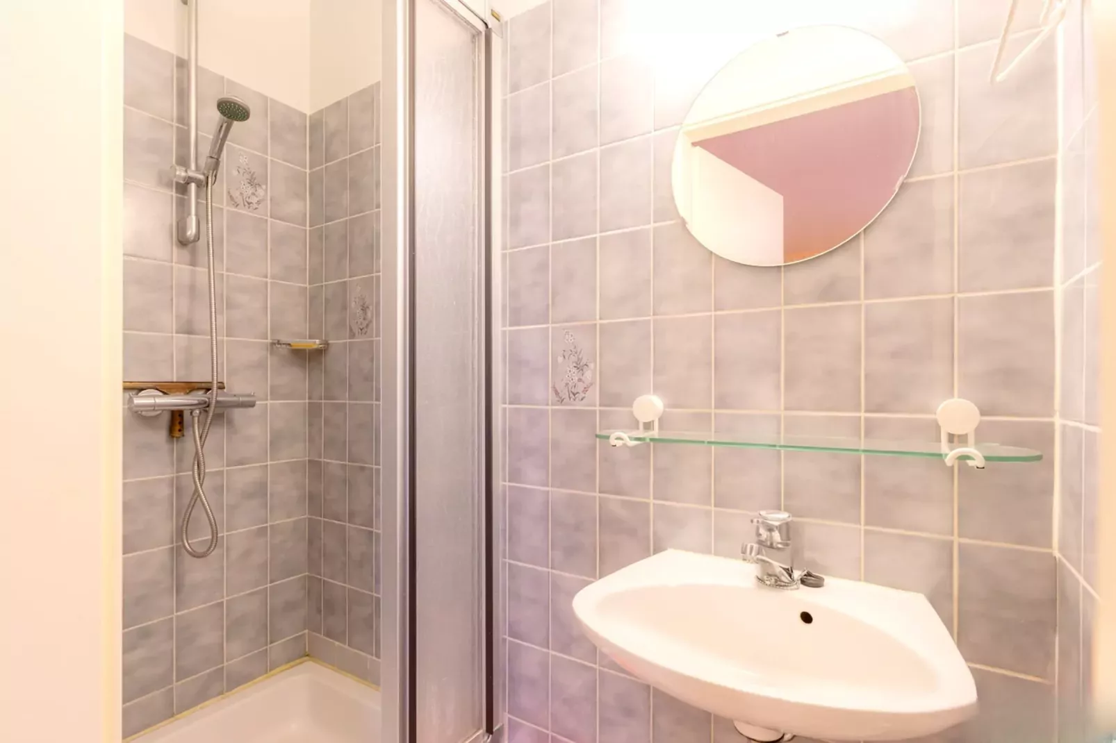 Astoria Palace 0101-Badezimmer