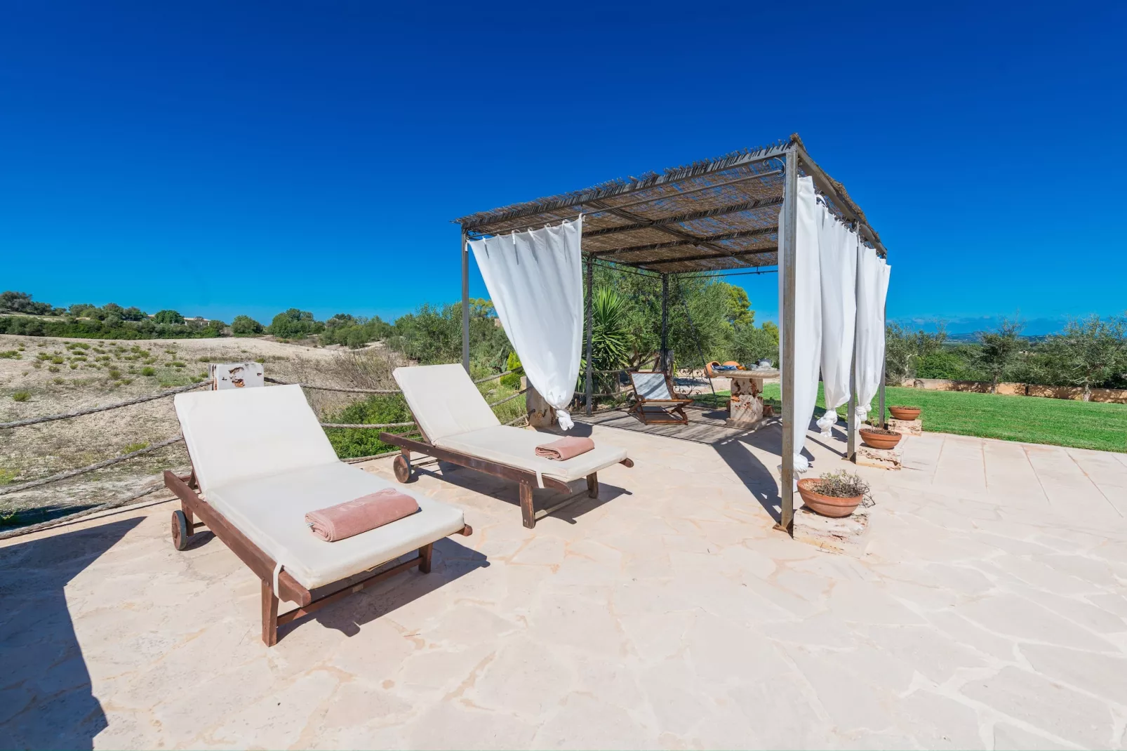 Finca Son Colom-Terrassenbalkon