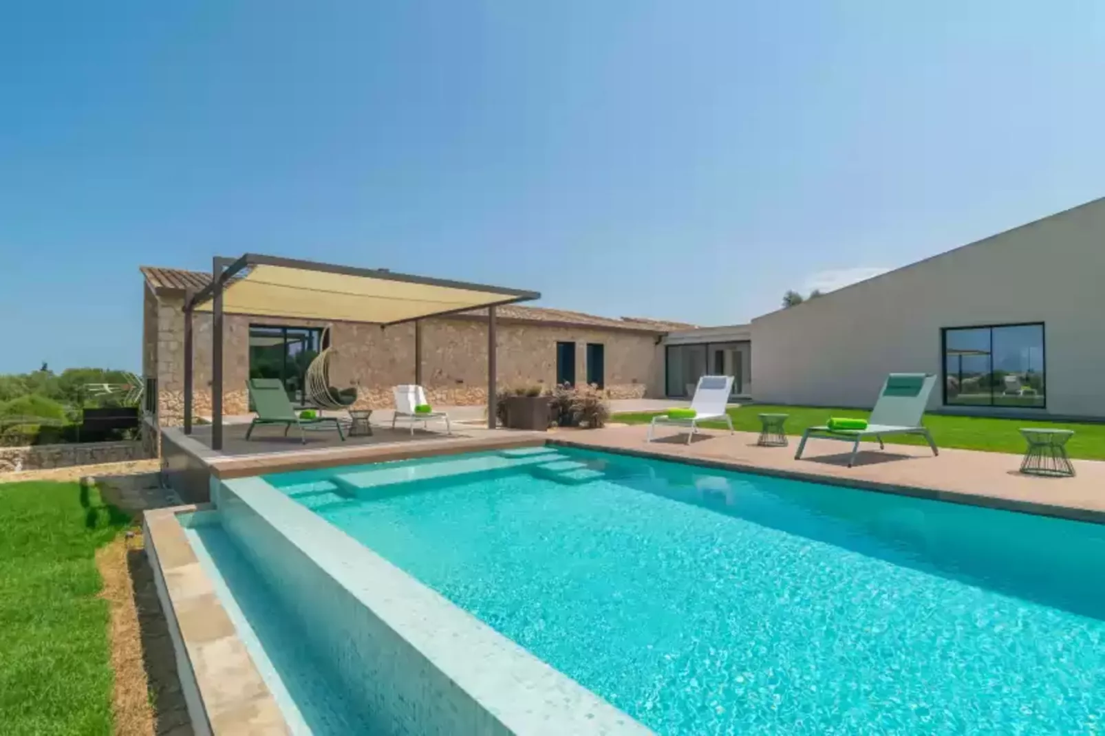 Sa Garriga Den Garau-Pool