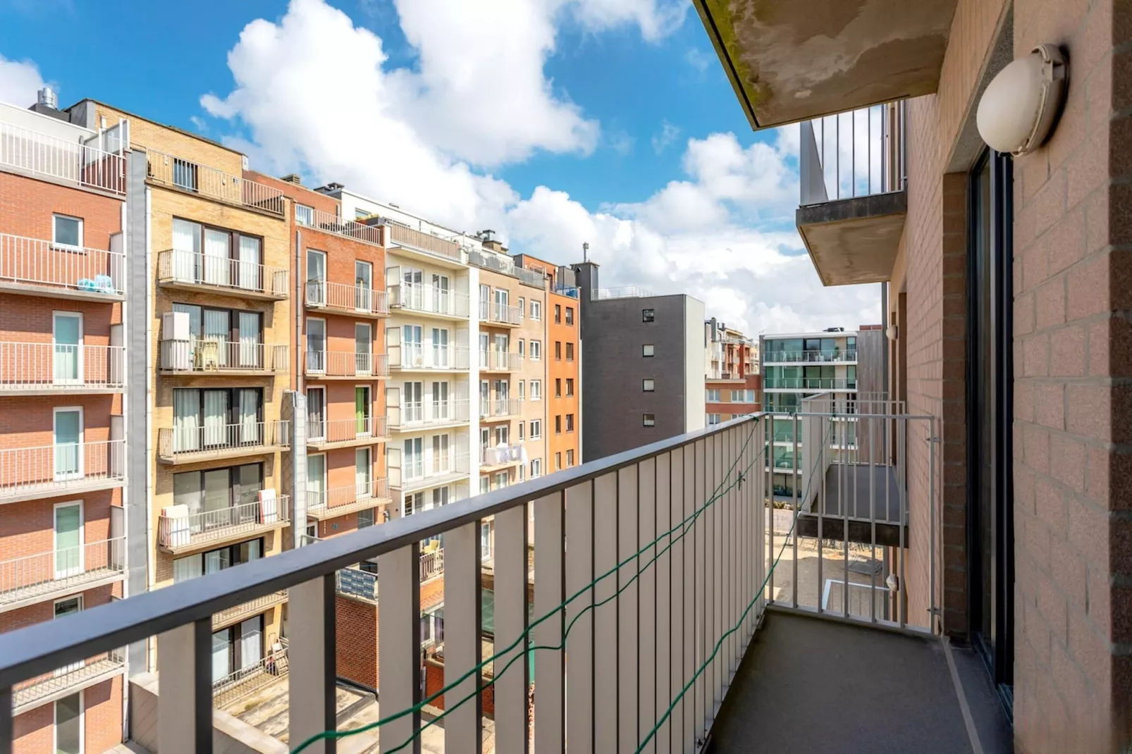 Frudor 0401-Terrace balcony