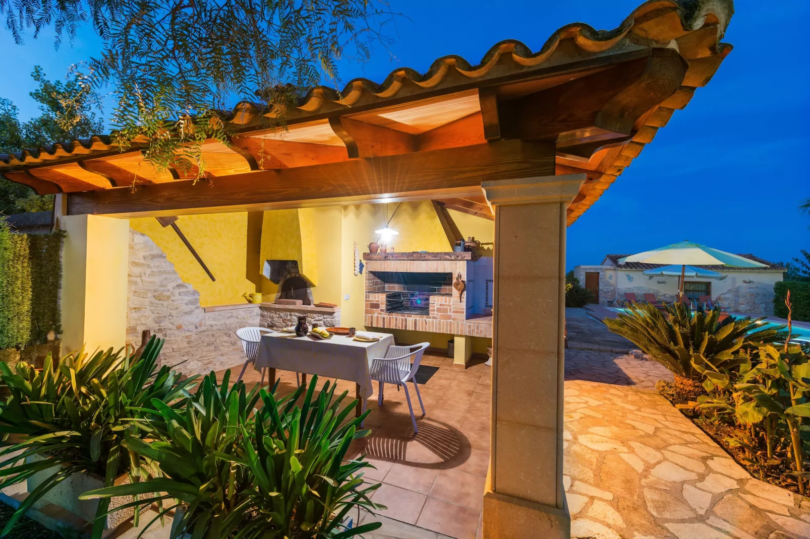 Santa Eulalia Petit-Terrassenbalkon
