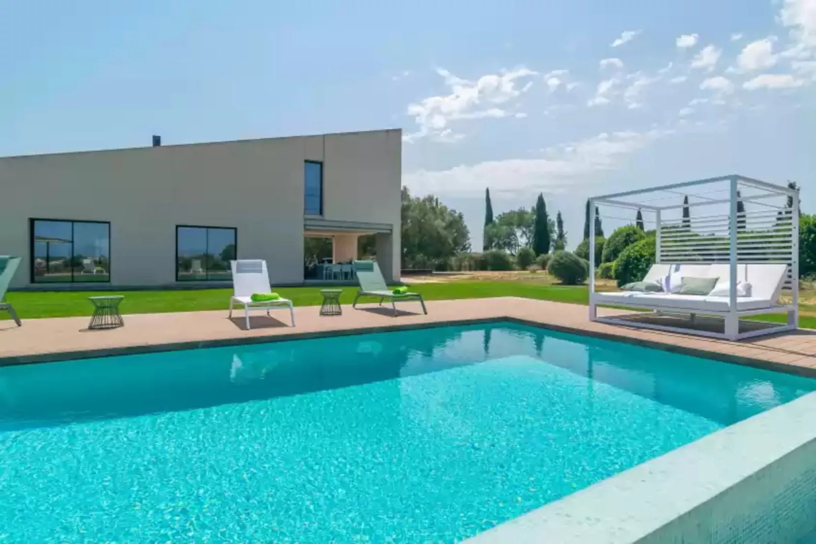Sa Garriga Den Garau-Pool