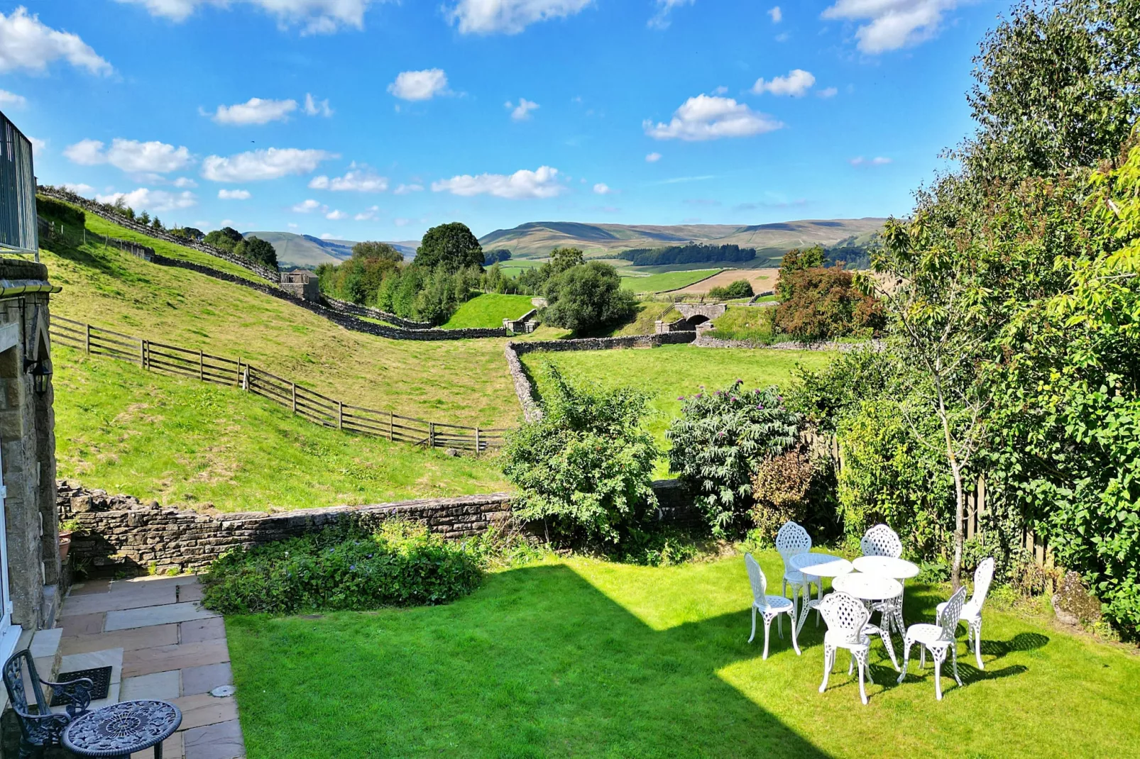 Loxley House-Outdoor