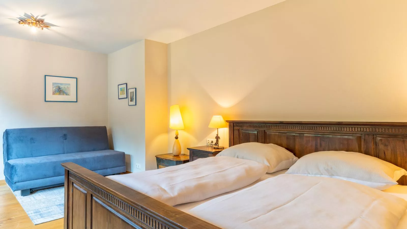 Pletzer-Bedroom