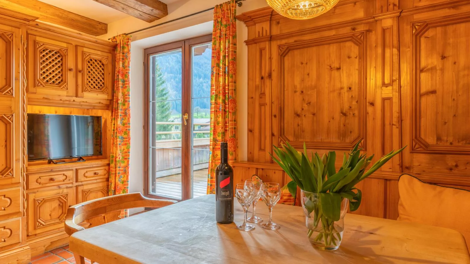 Pletzer-Dining room