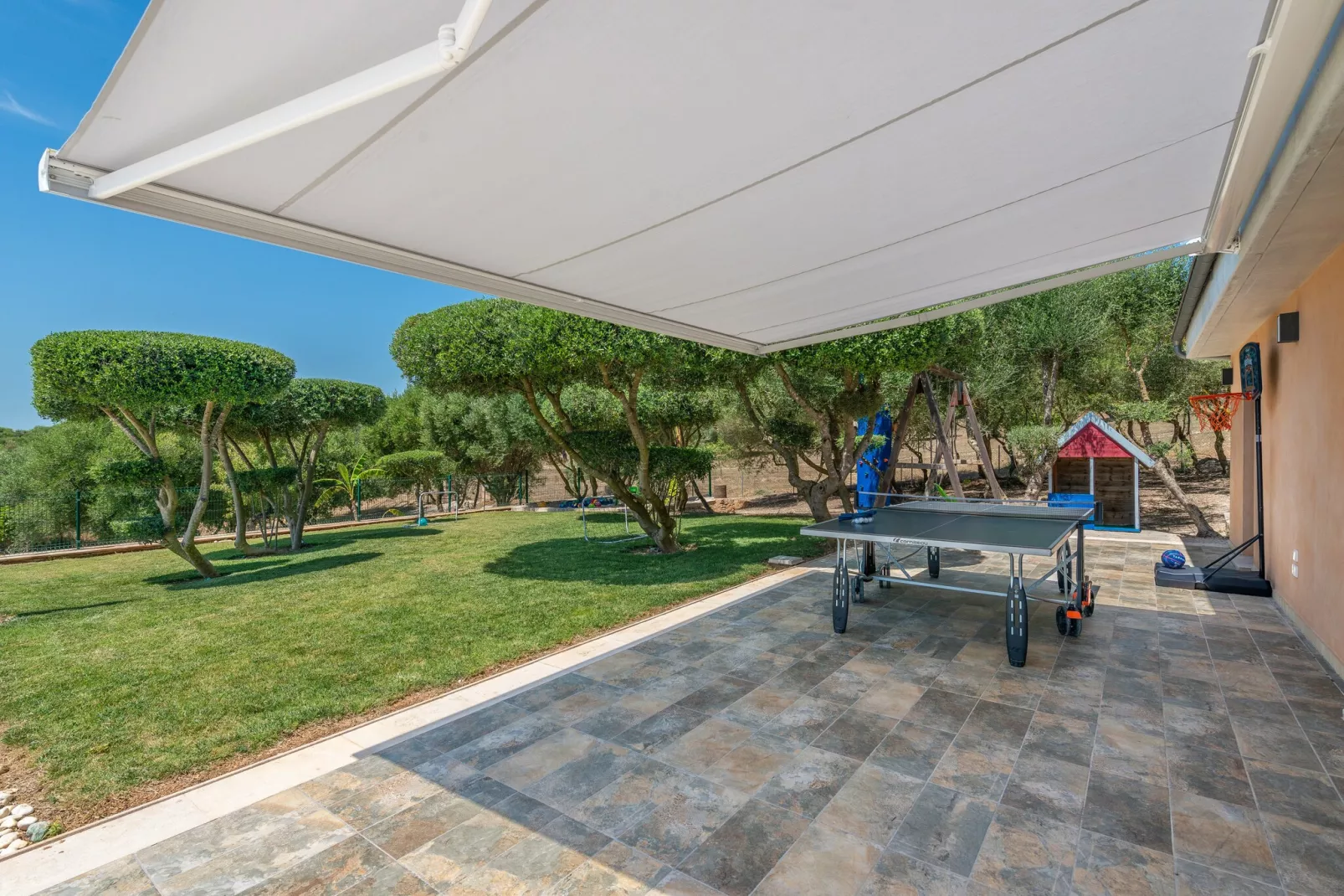 Son Vador-Terrace balcony