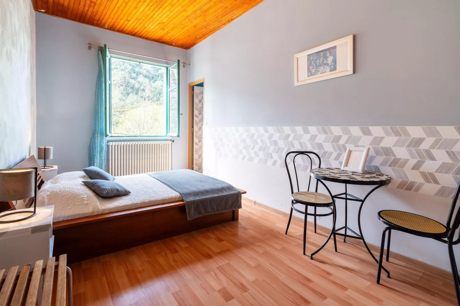 Les Cousinades-Bedroom