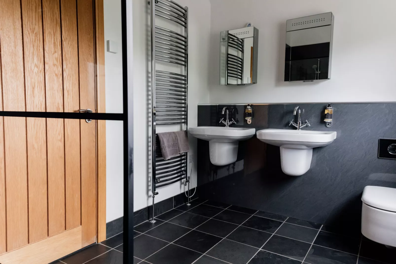 The Welsh Barn-Bathroom