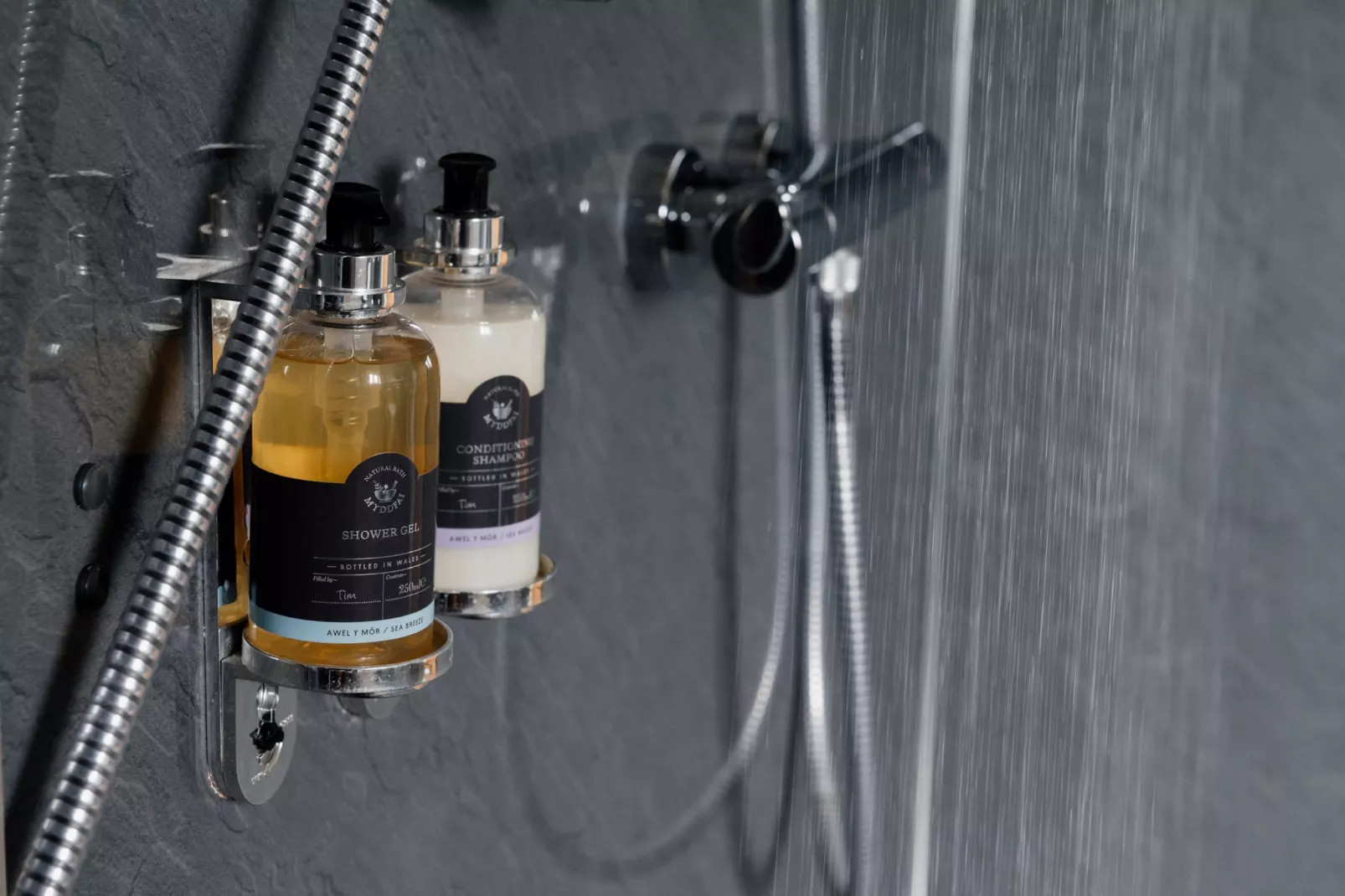 The Welsh Barn-Bathroom