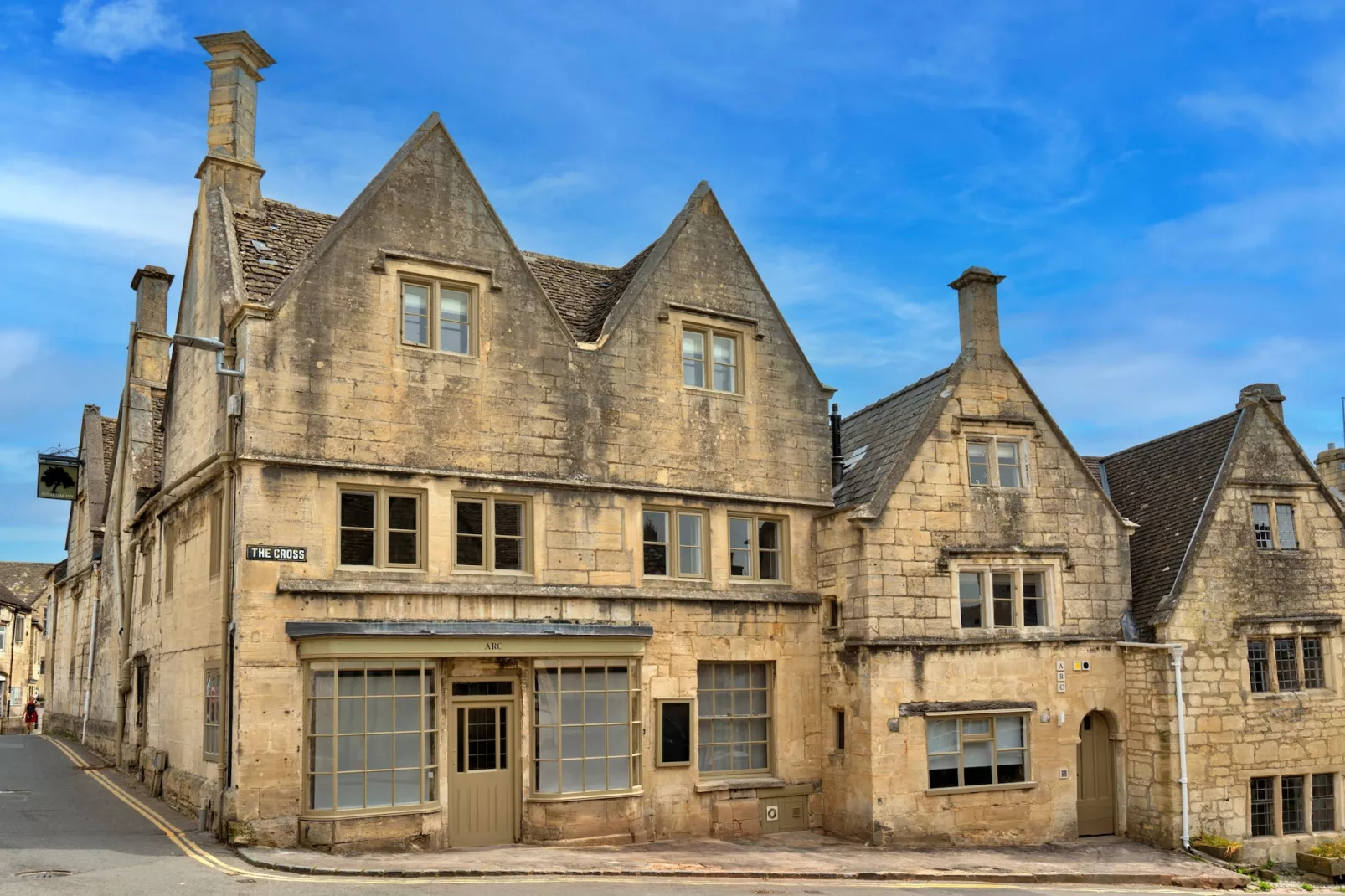 ARC Painswick-Outdoor