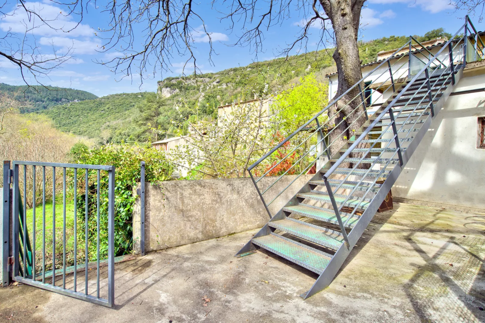 Les Cousinades-Terrace balcony