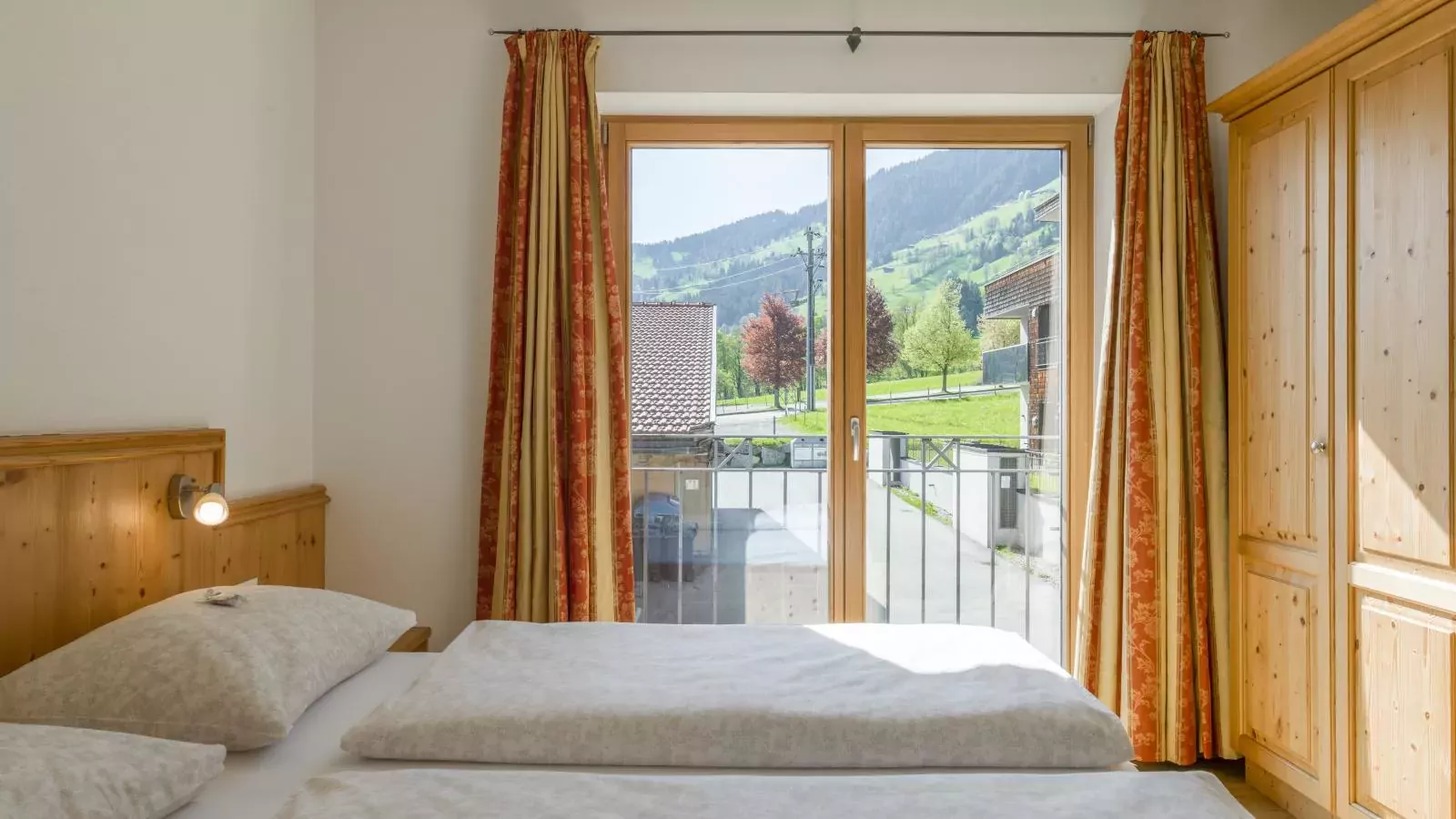 Next To The Ski Lift A 3 und A 4-Chambre