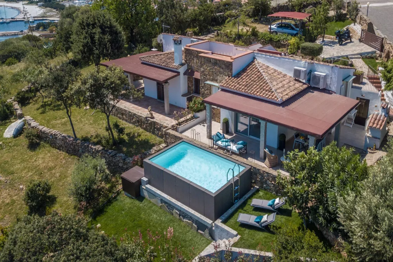 Villa La Bella-Not tagged