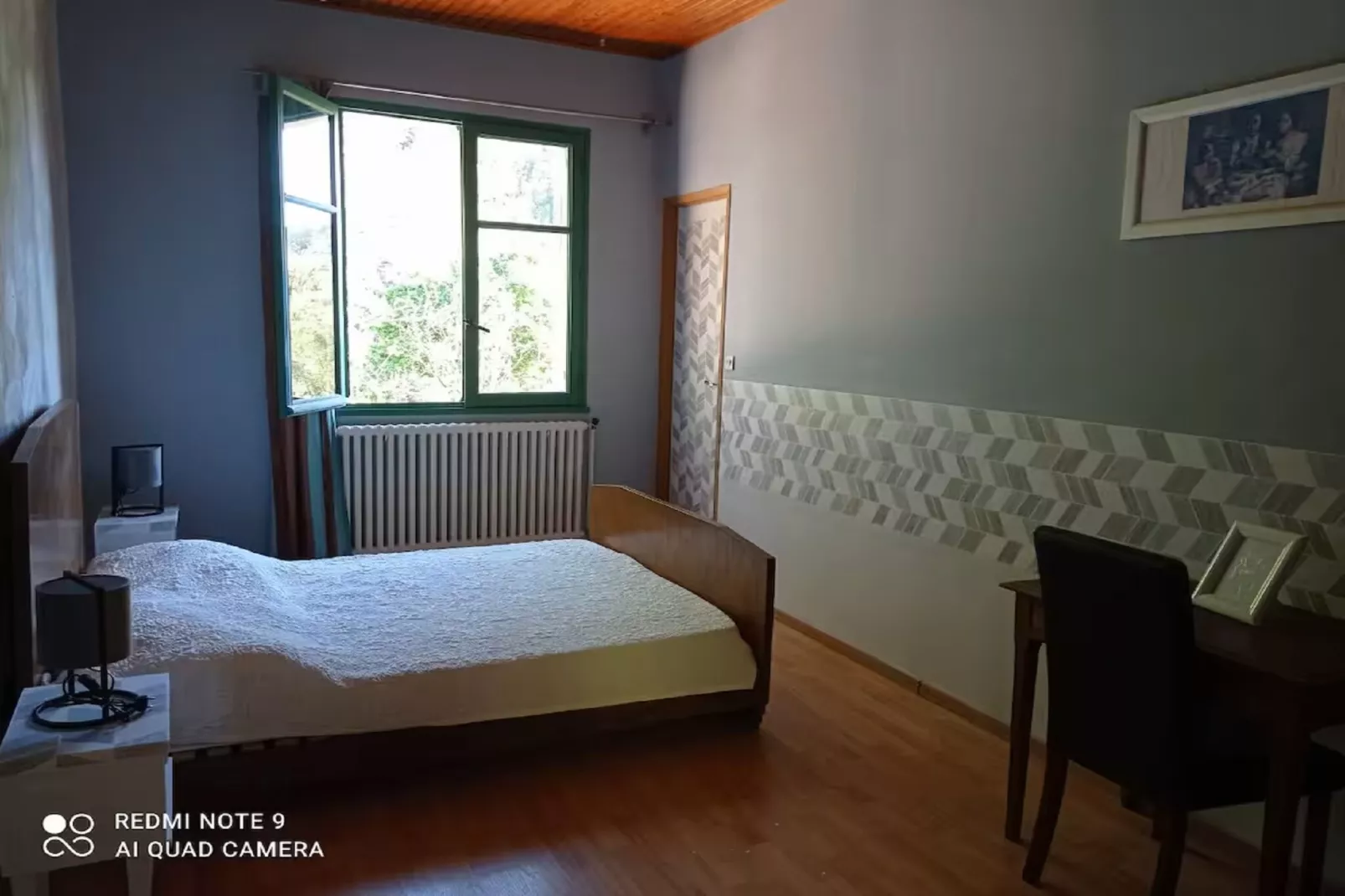 Les Cousinades-Bedroom