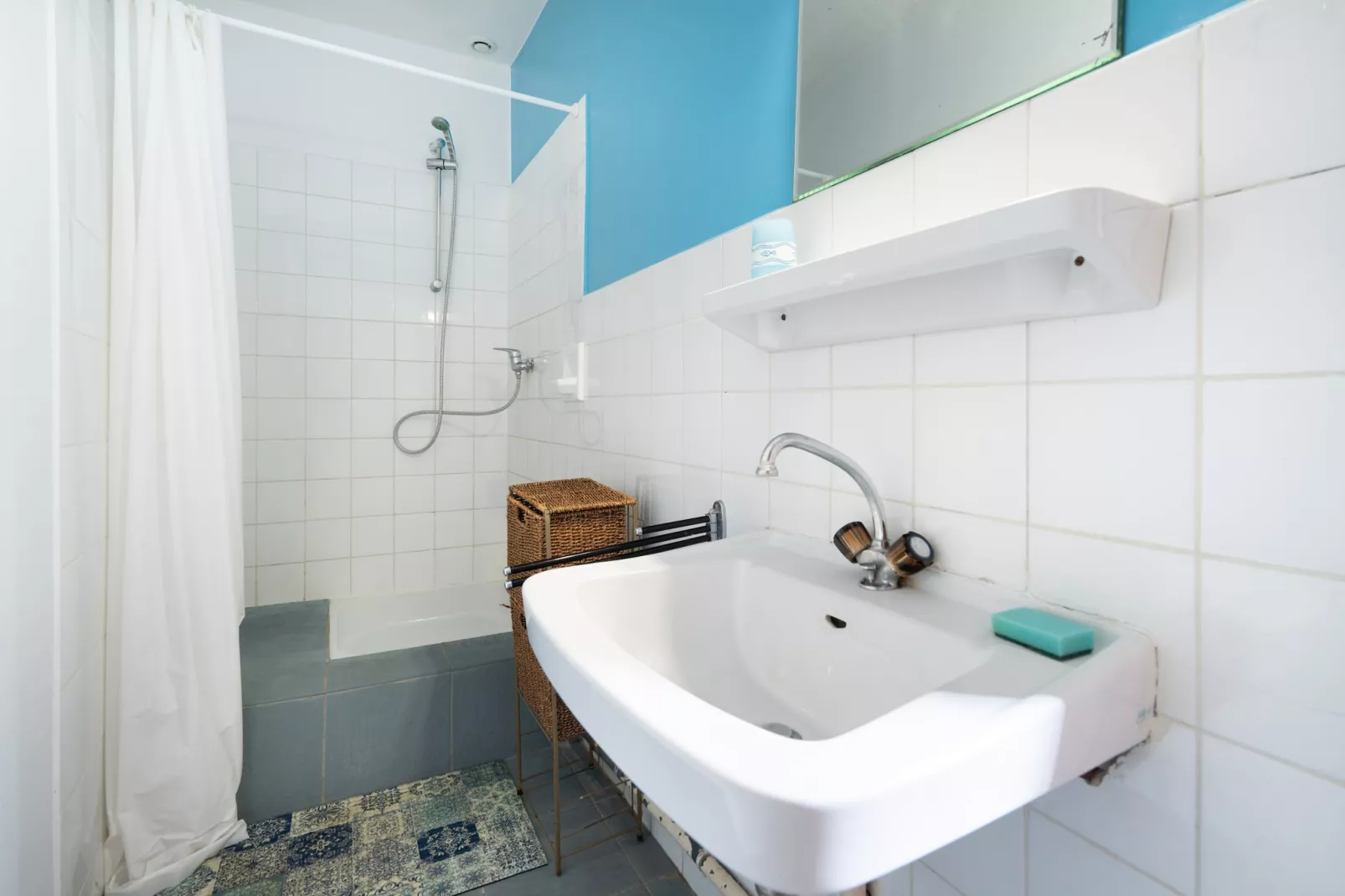 L'Atelier des Fileuses-Bathroom