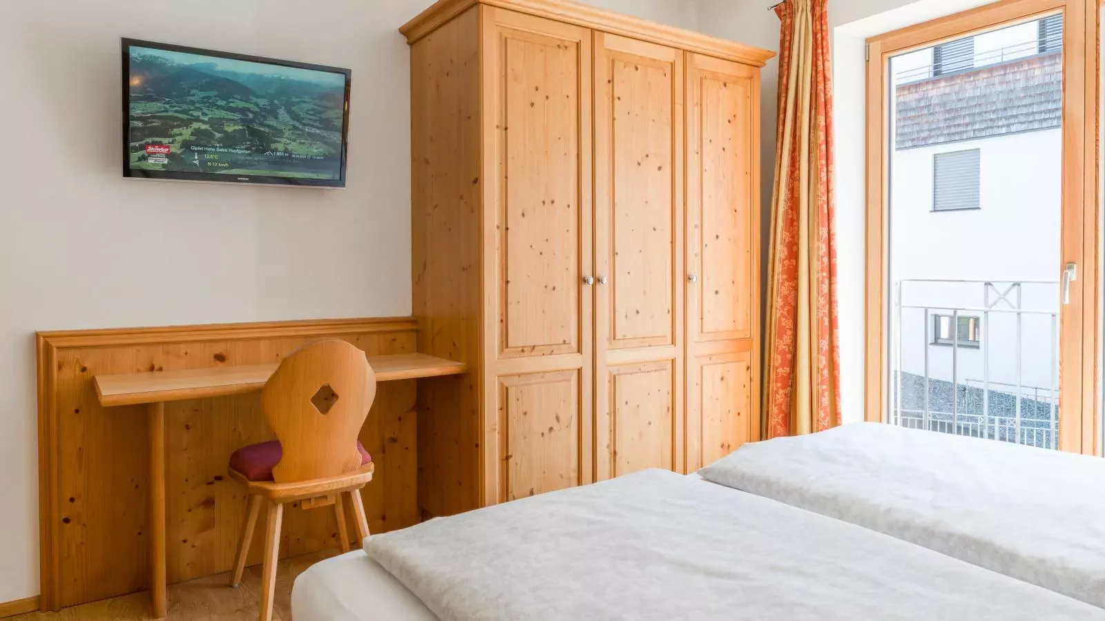 Next To The Ski Lift A 3 und A 4-Chambre