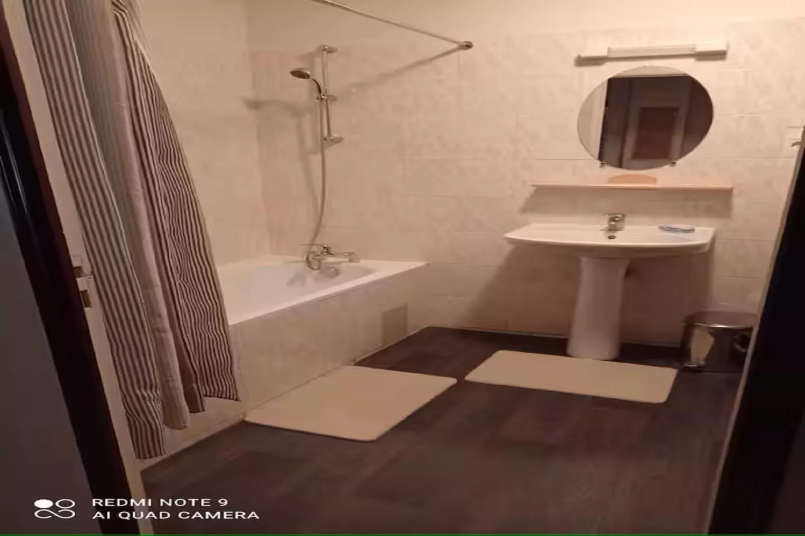 L'Atelier des Fileuses-Bathroom