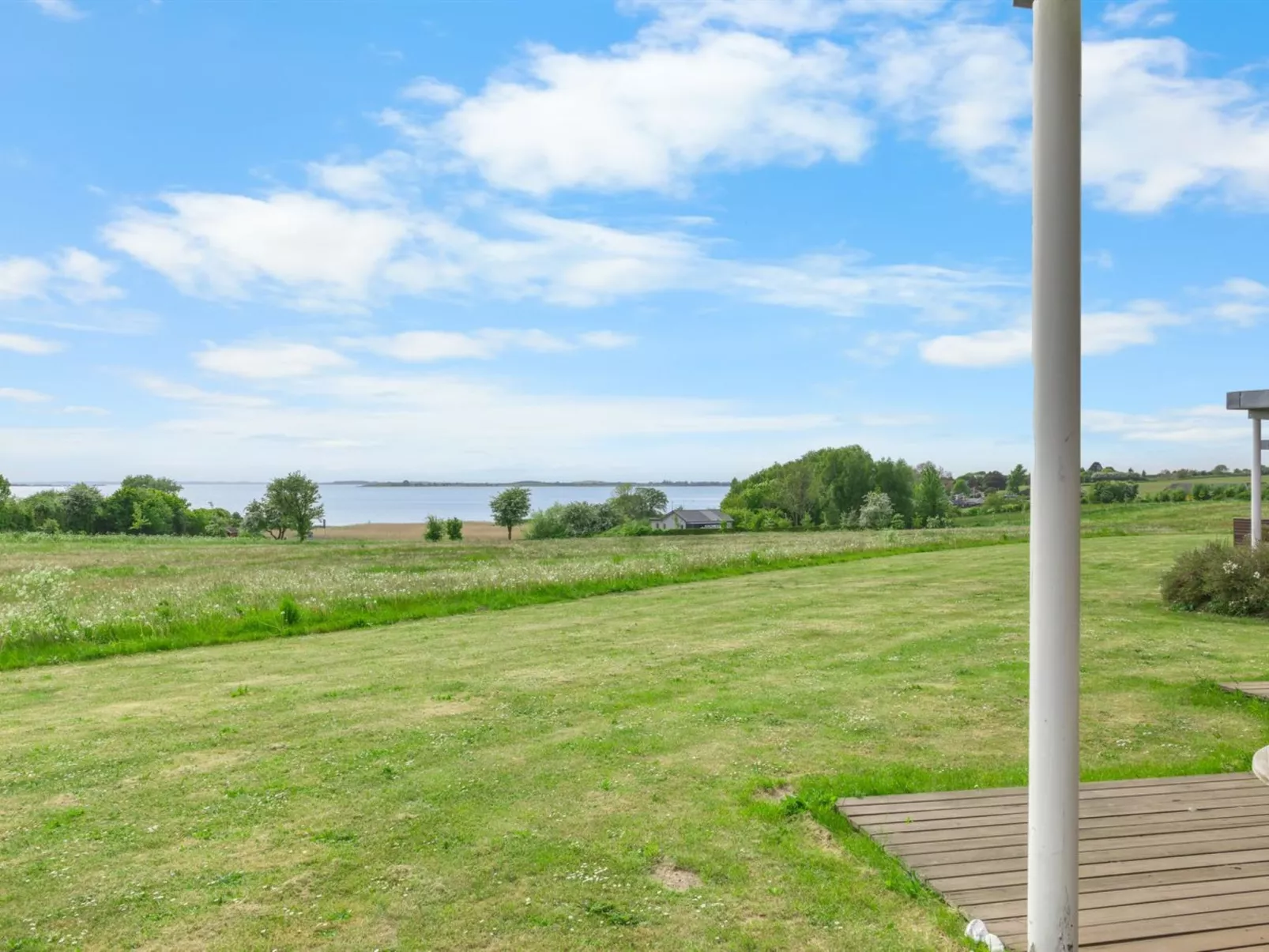"Krum" - 300m from the sea-Draußen