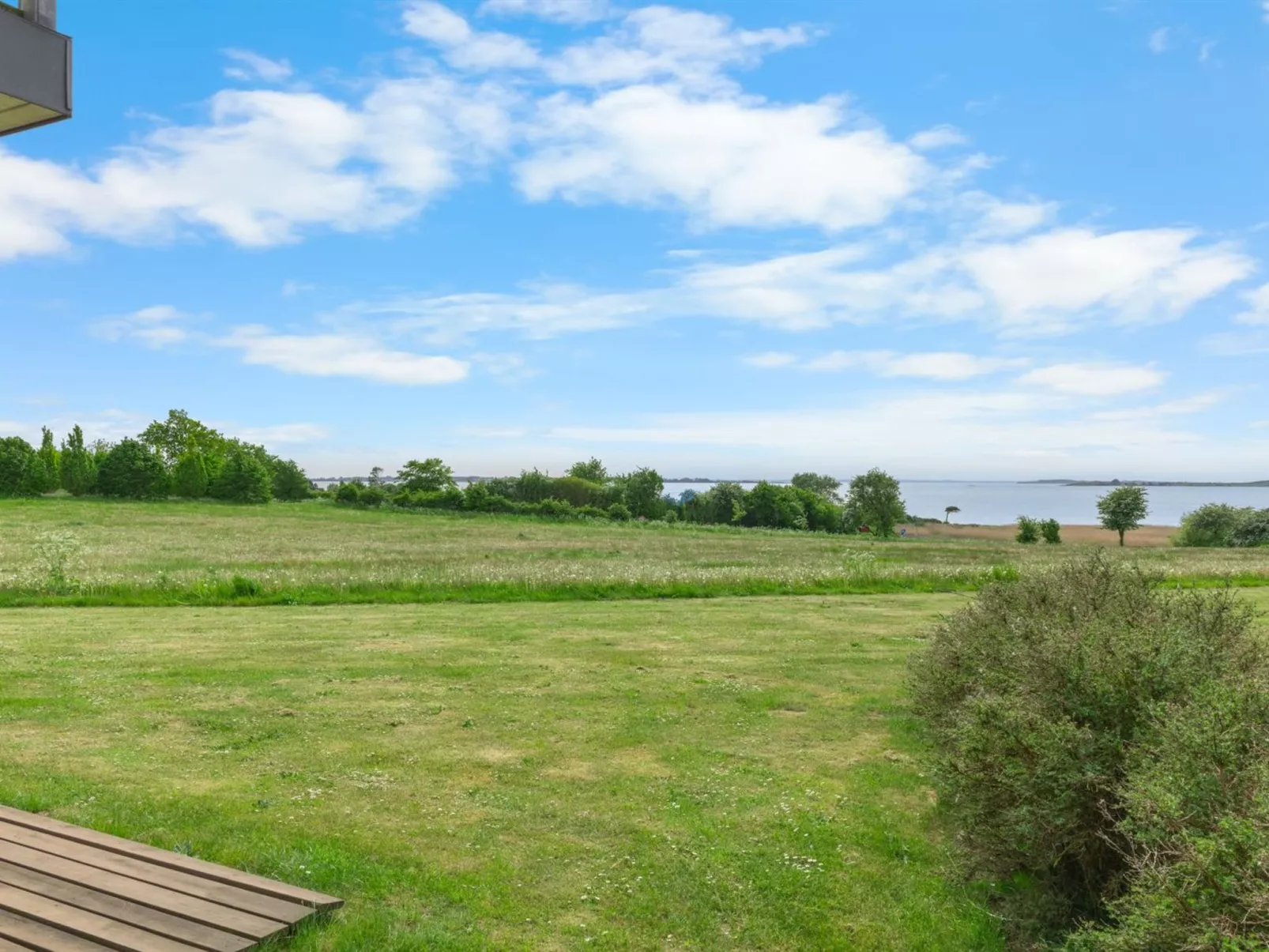 "Krum" - 300m from the sea-Draußen