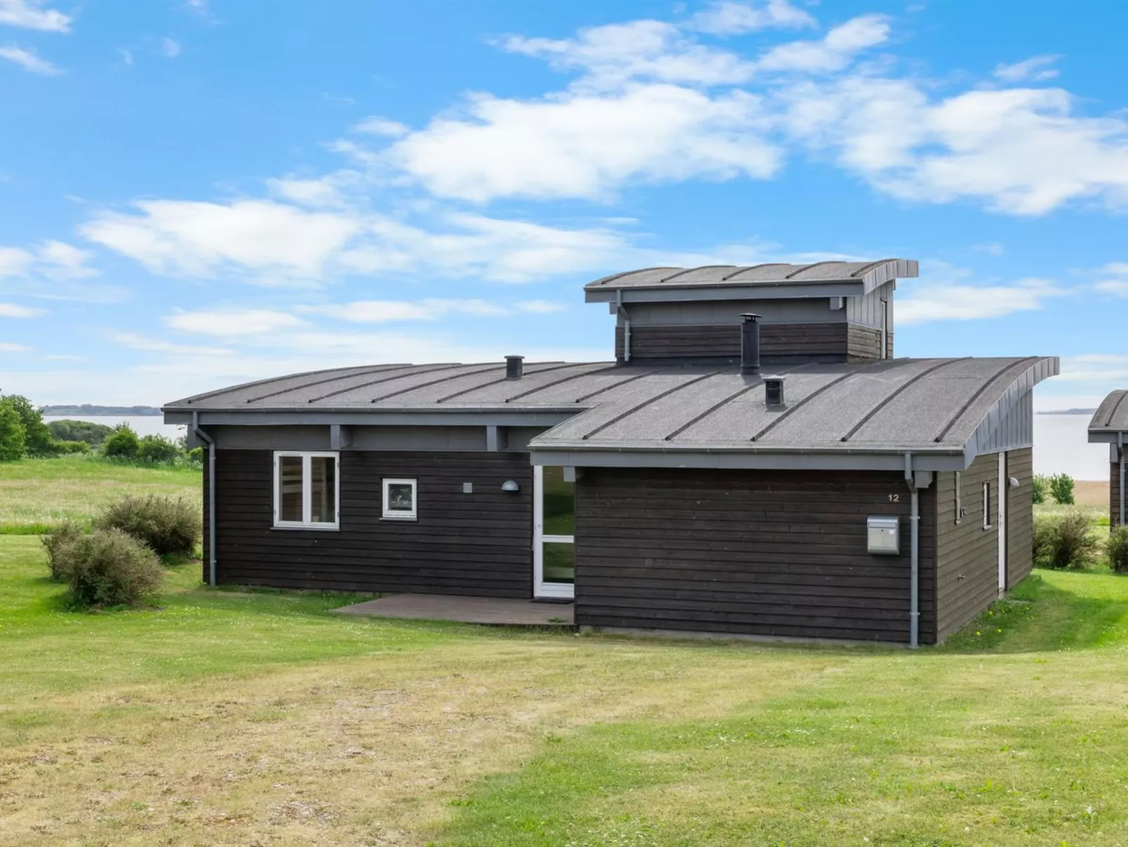 "Krum" - 300m from the sea-Draußen