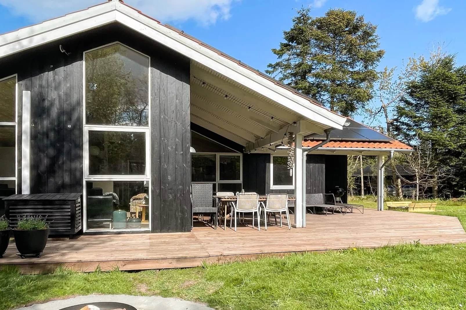 12 Personen Ferienhaus in Hals-By Traum