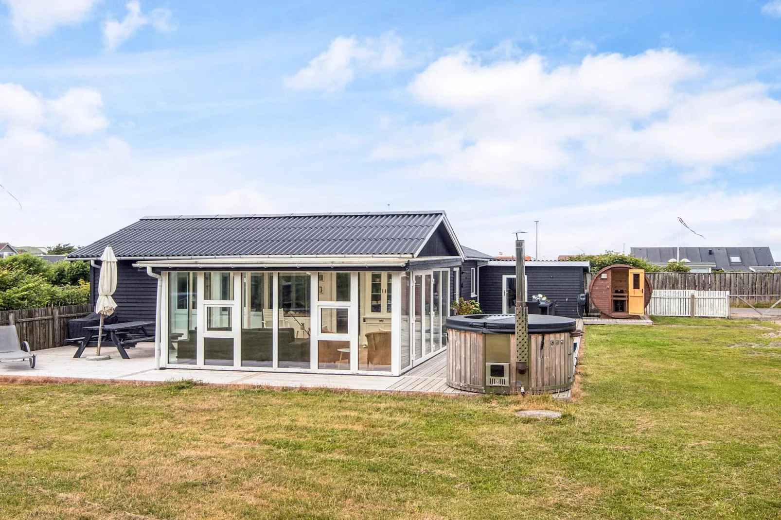 Luxurioses Spa-Retreat in Thorsminde -- By Traum Ferienwohnungen