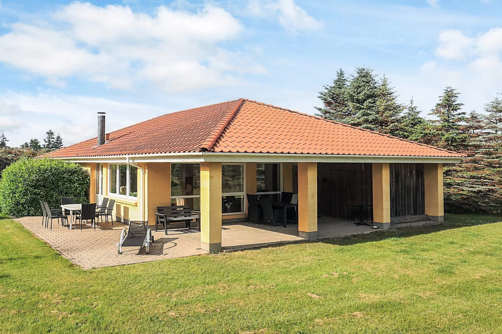 9 person holiday home in Hals-By Traum