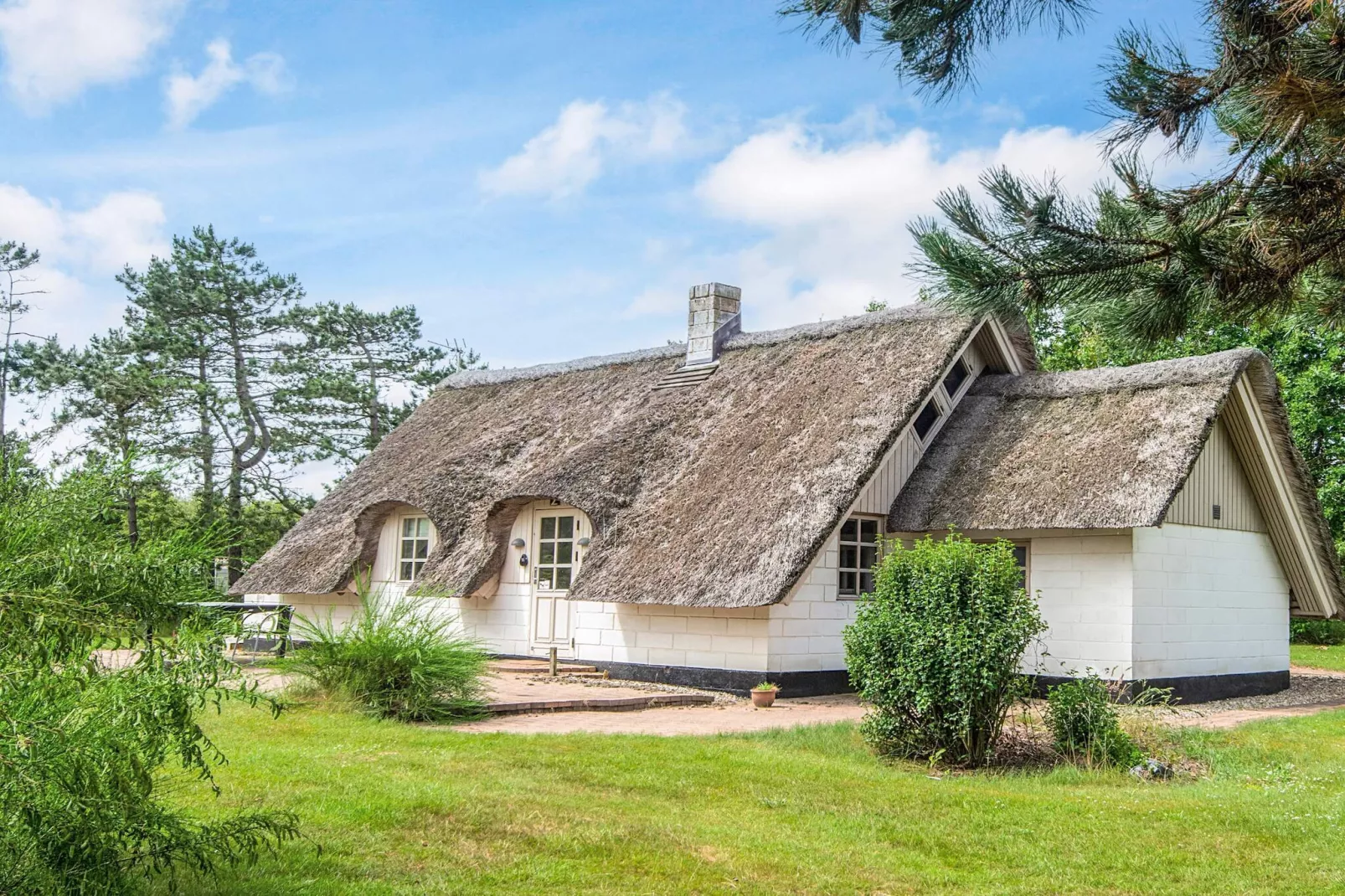 5 person holiday home in Ringkøbing-By Traum