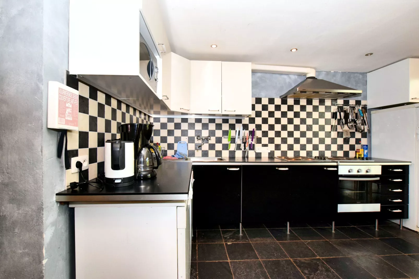 Le Muretin-Kitchen