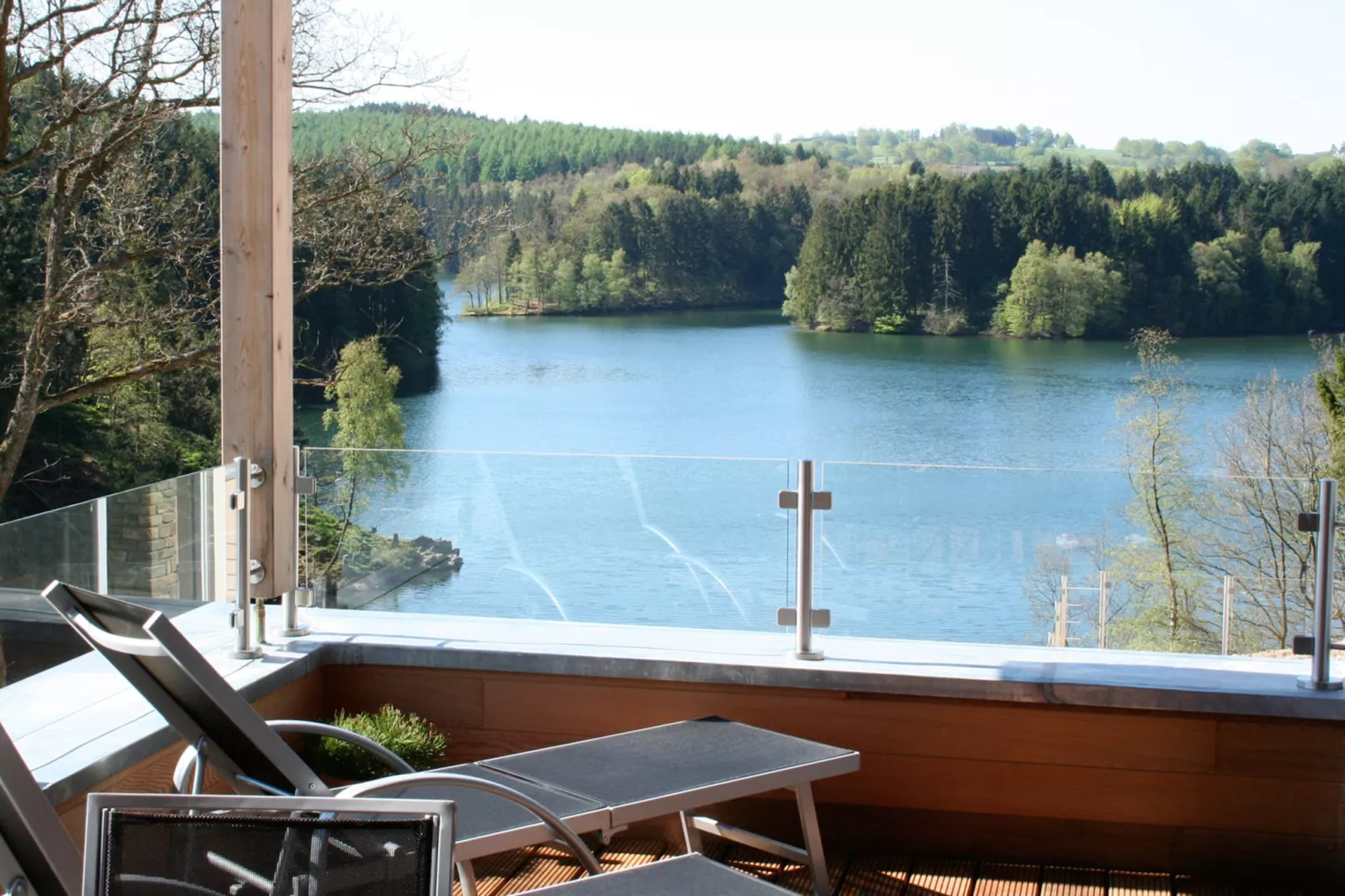 La Terrasse du Lac-Vue d'été