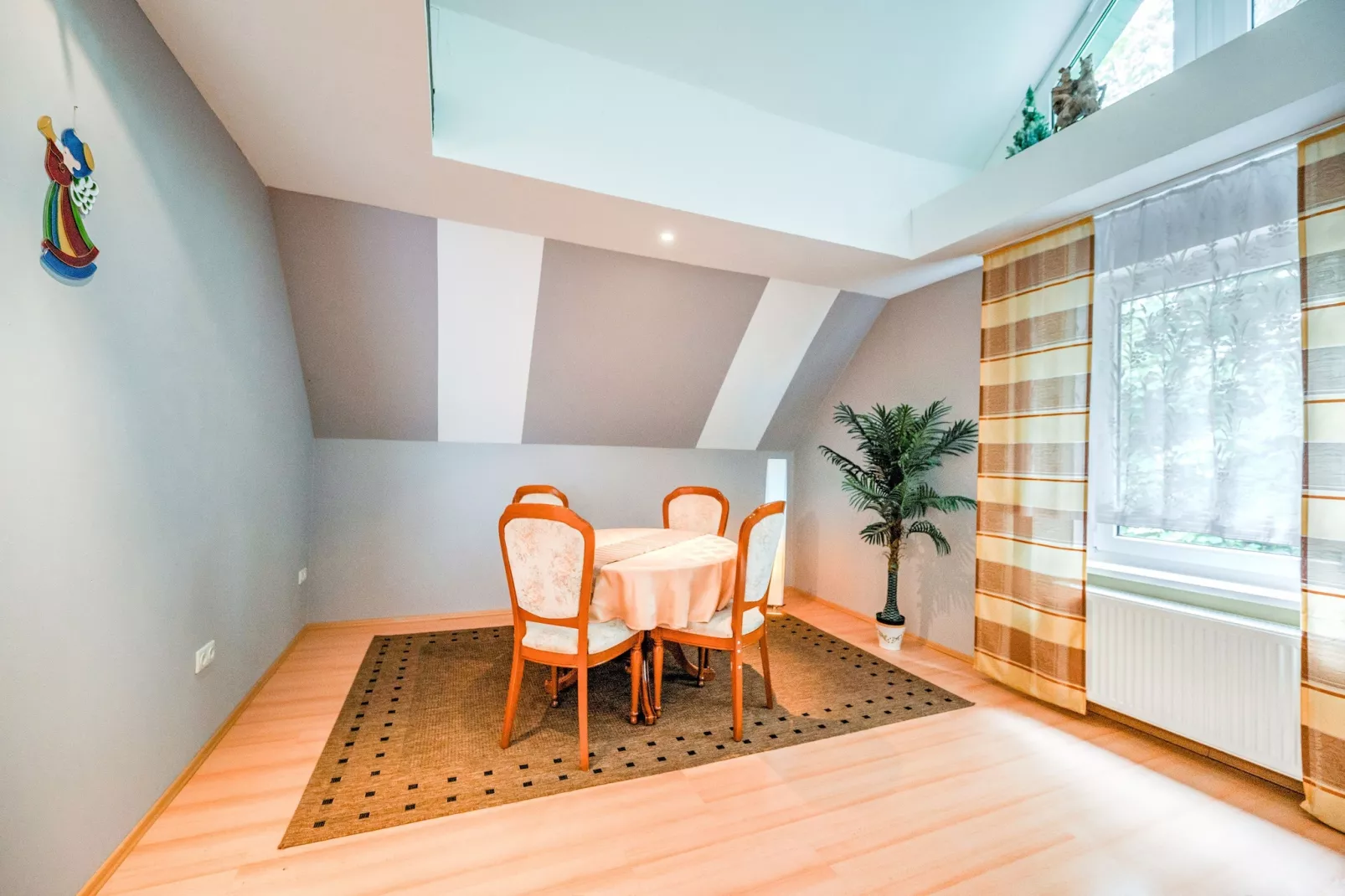 Kramer-Dining room