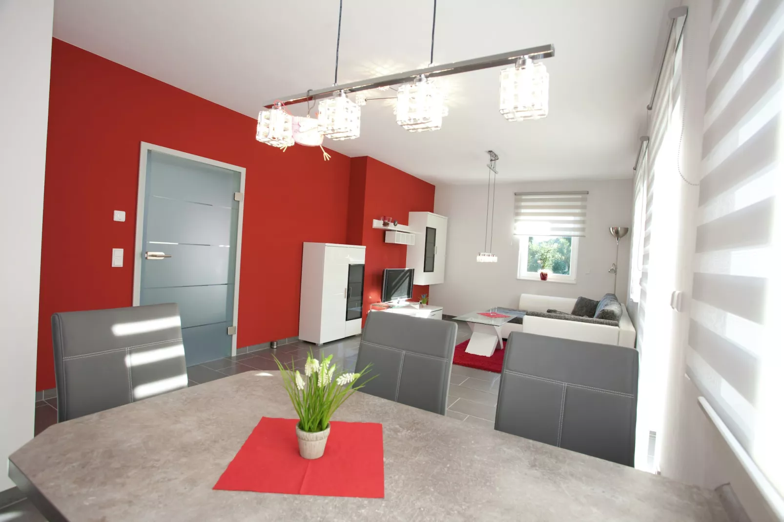 Sonnenschein-Dining room