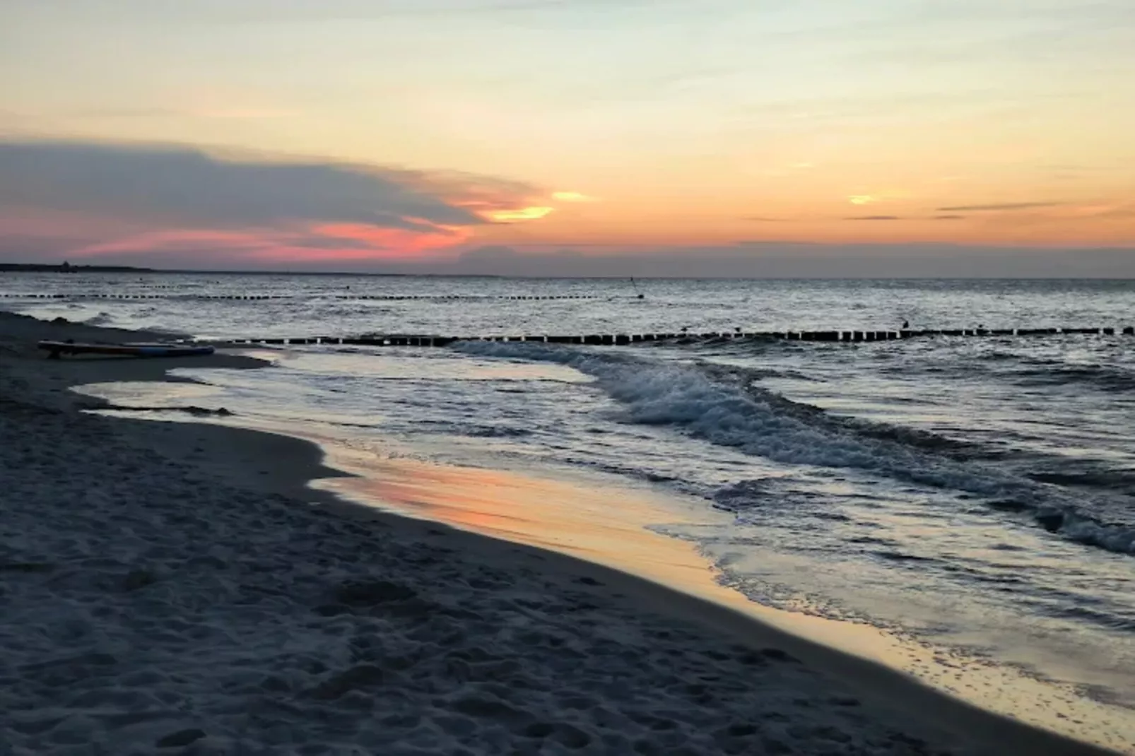 Ferienwohnung Zingst-Buhnen 24-Areas within 1km in summer