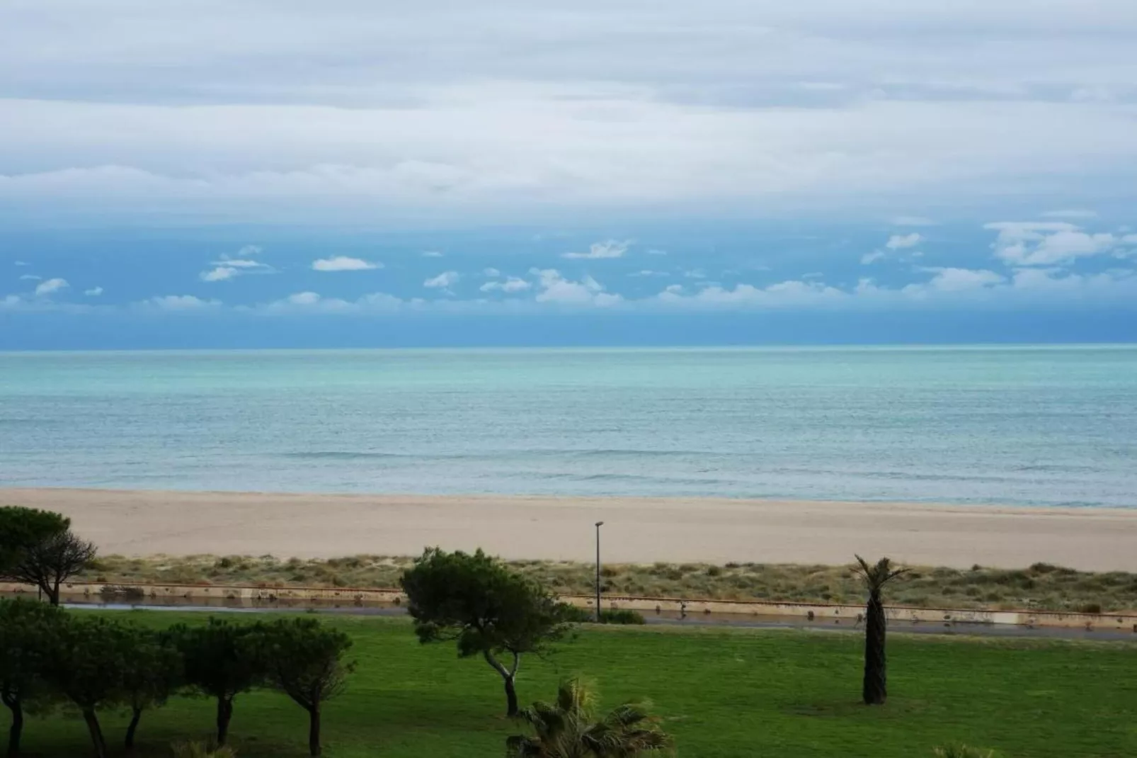Jardins de Neptune 5-Areas within 1km in summer