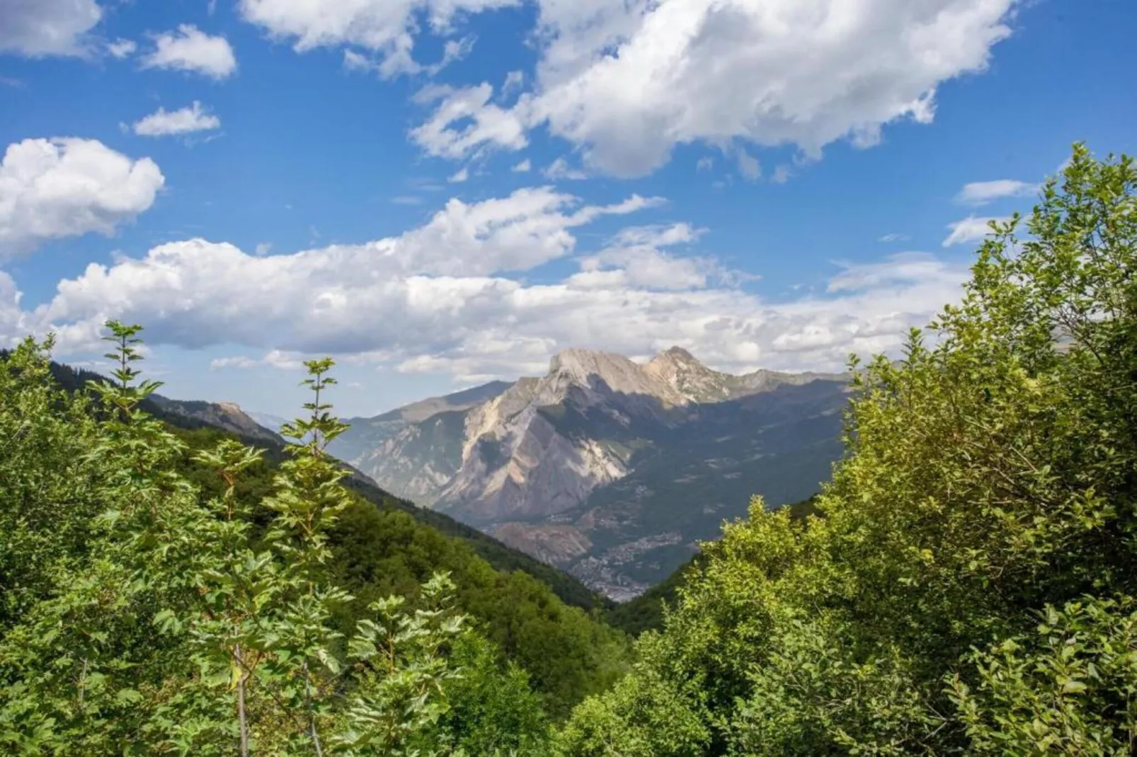Le Grand Panorama I 6