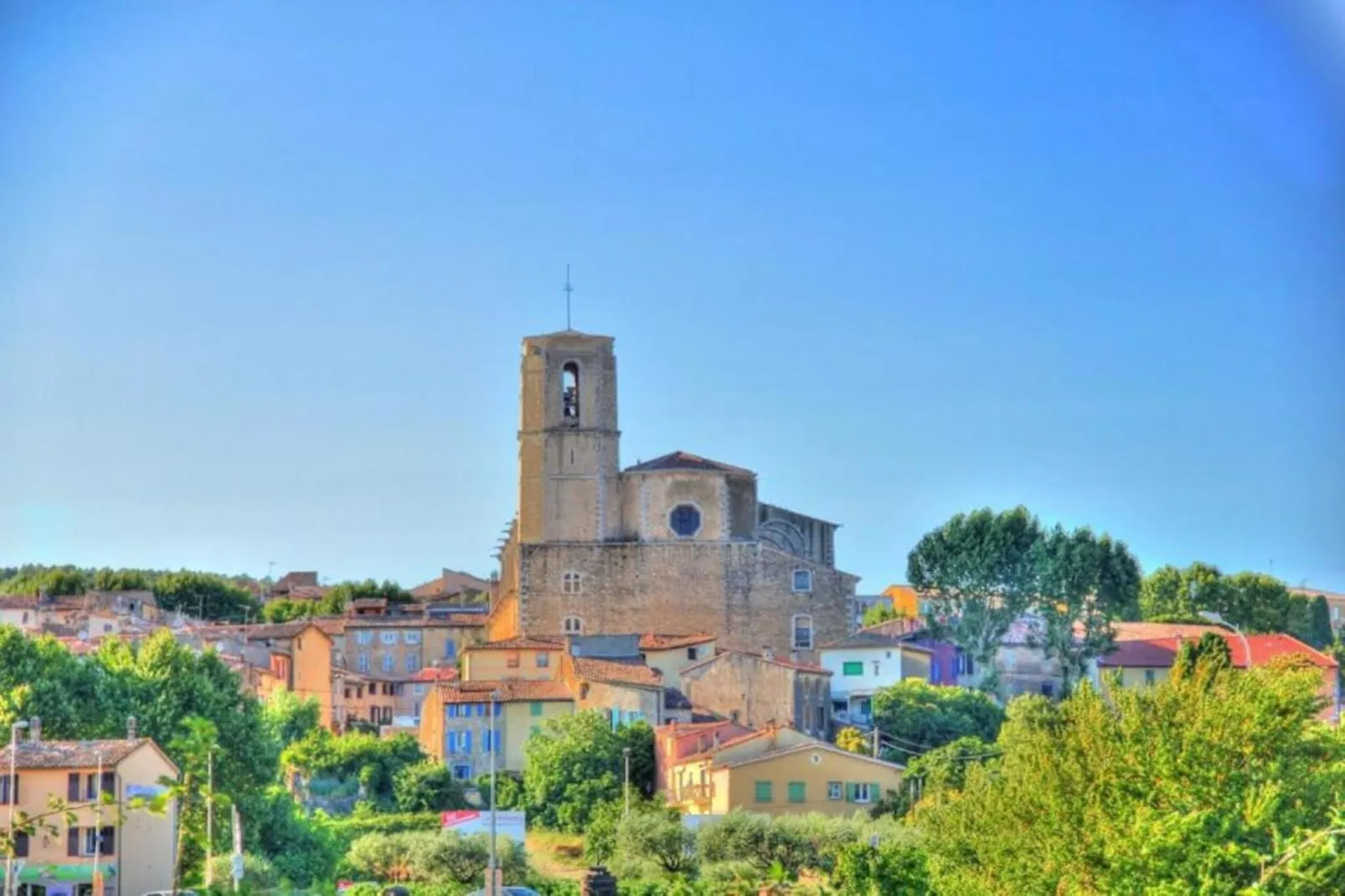 Villa Hyeres-Areas within 20km in summer