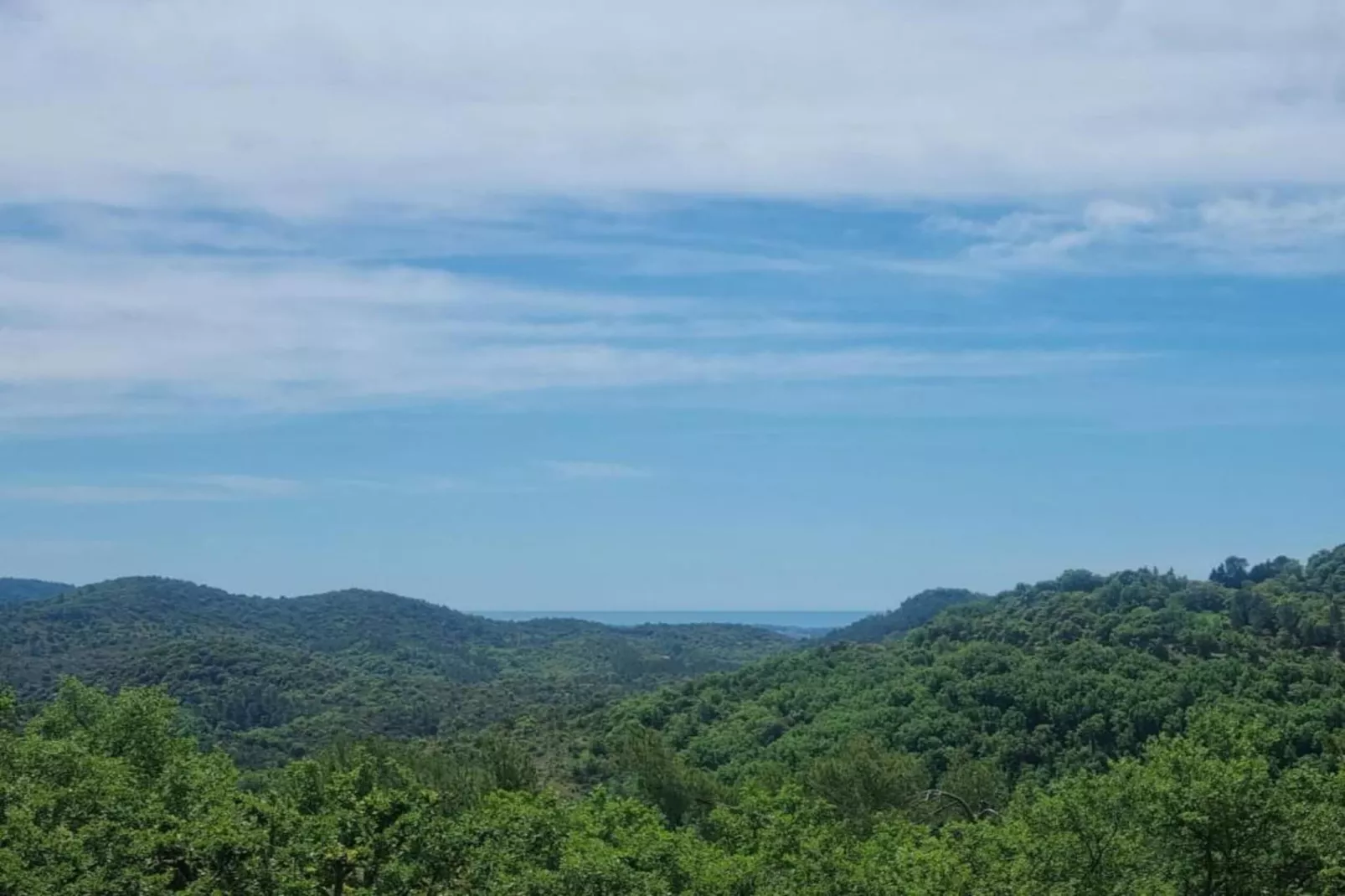 Mas du Pairois-Areas within 20km in summer