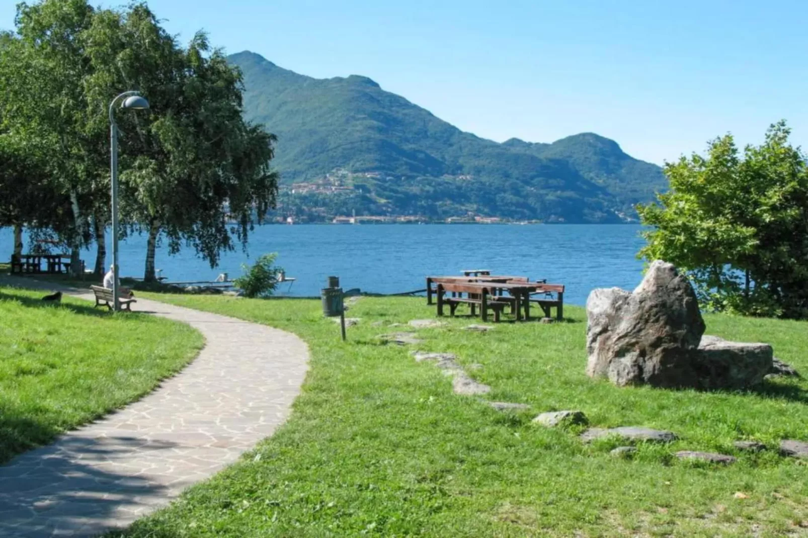 Trilo Walter 3 piano-Areas within 5km in summer