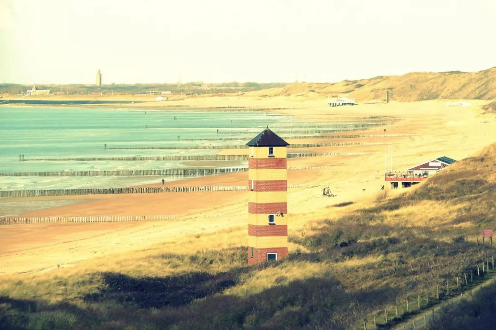 Slaapstrandhuisje - Strand dishoek 67  Dishoek-Areas summer 20km