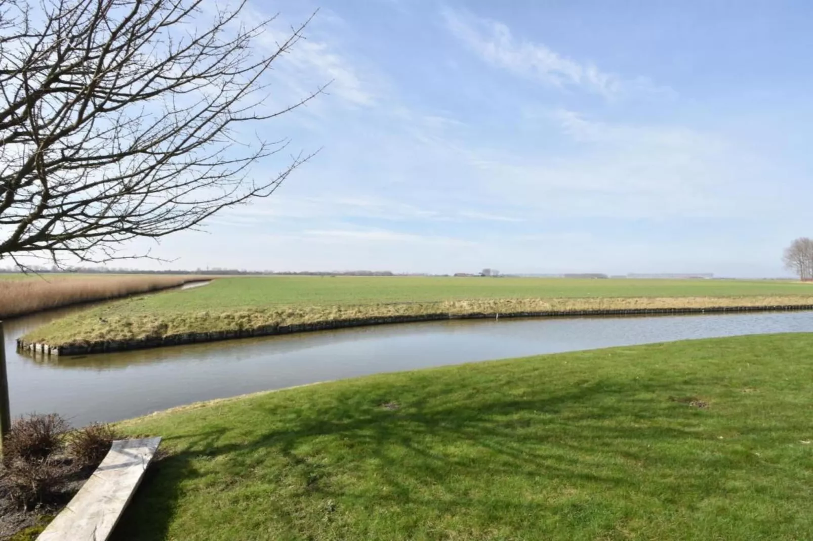 Sunny Oosterschelde-Areas within 5km in summer
