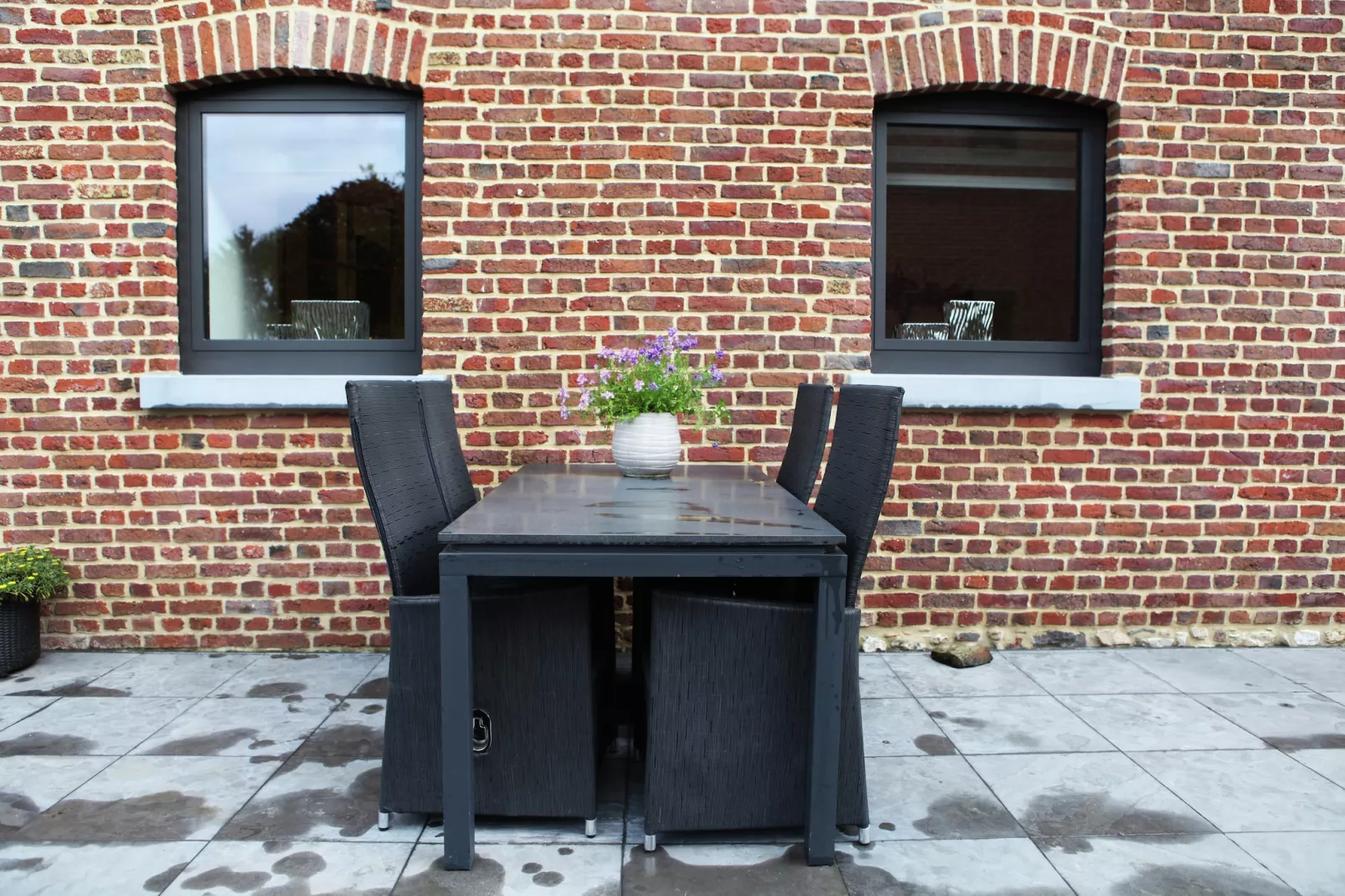I gen Roemel-Terrace balcony