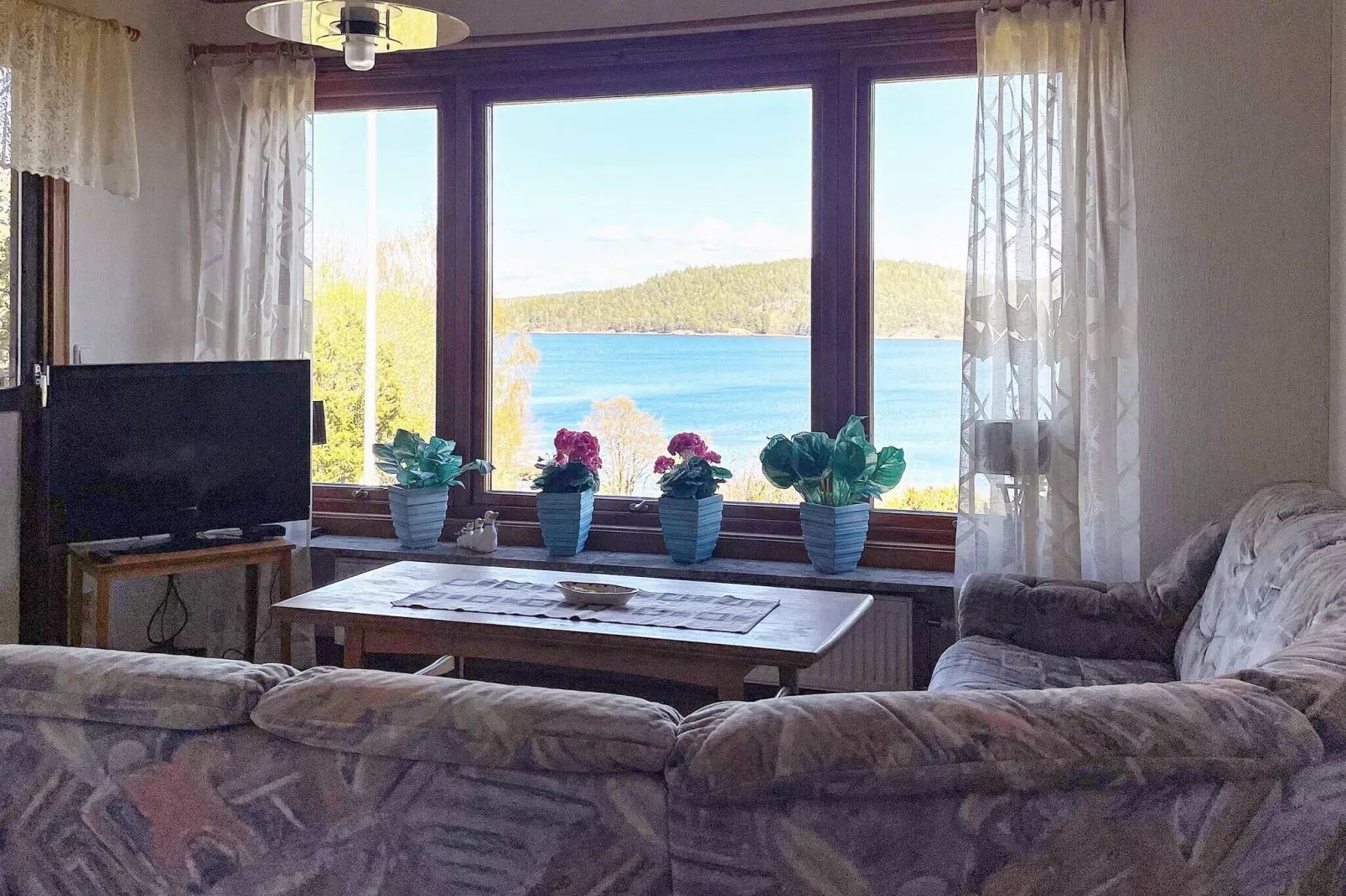 5 person holiday home in STILLINGSÖN-By Traum-Indoor
