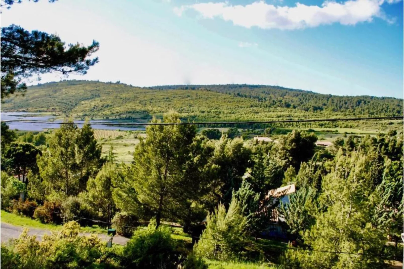 Vista d'Oc-Areas within 20km in summer