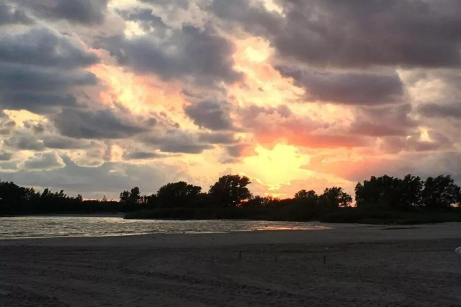 Beach Resort Makkum 30