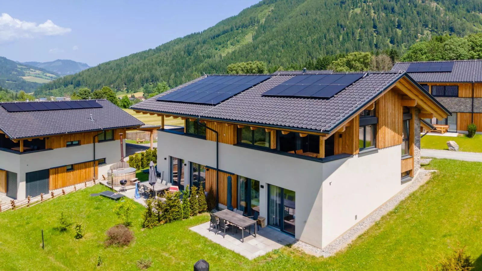 Grebenzen Eiszeit Lodge-Außenbereich Sommer