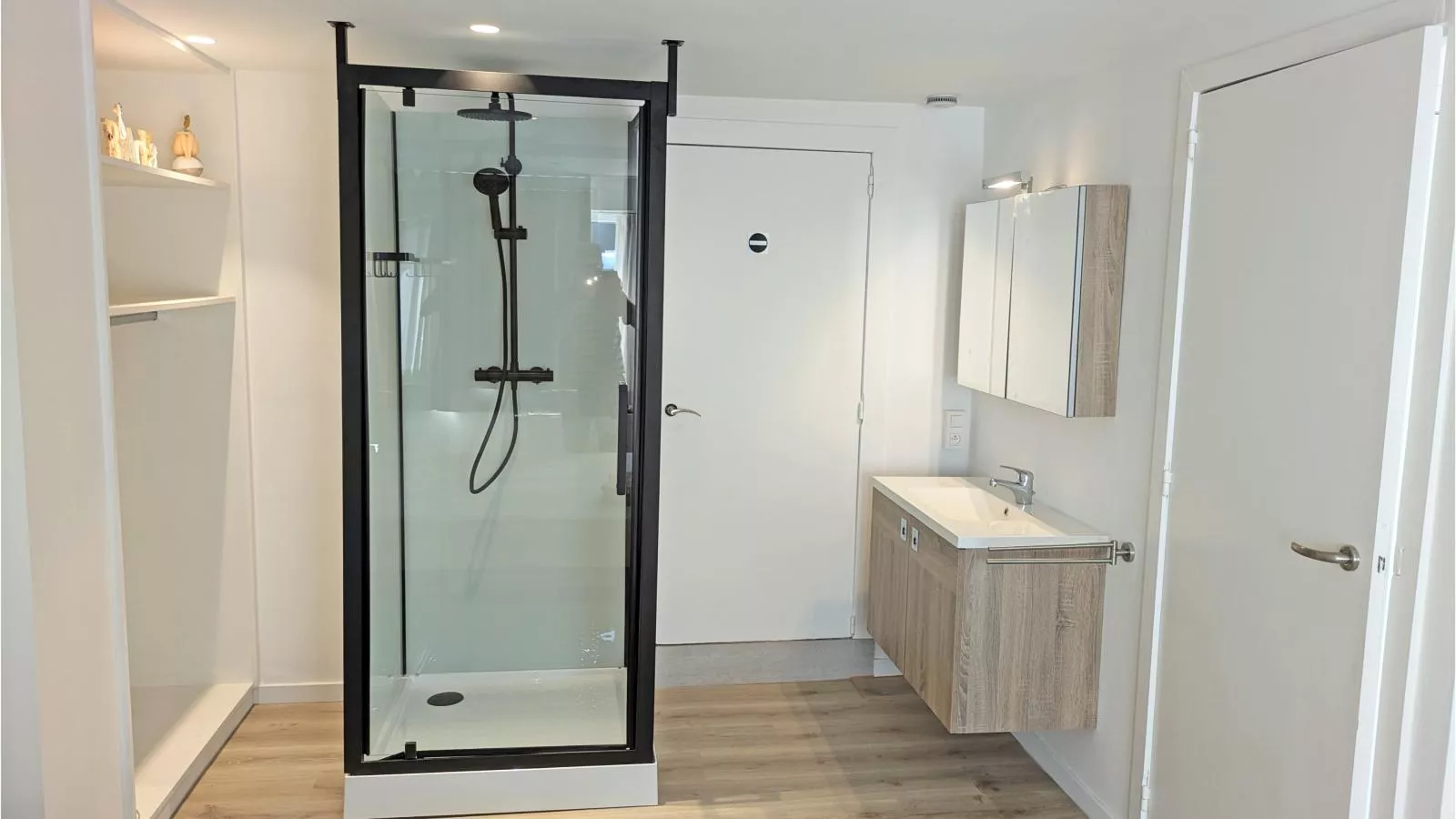 La Ciotat-Bathroom