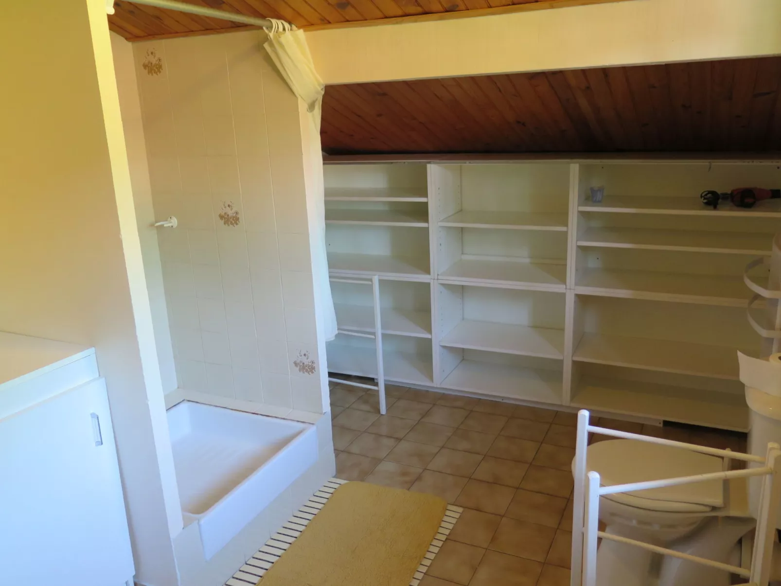 Cherte-Inside