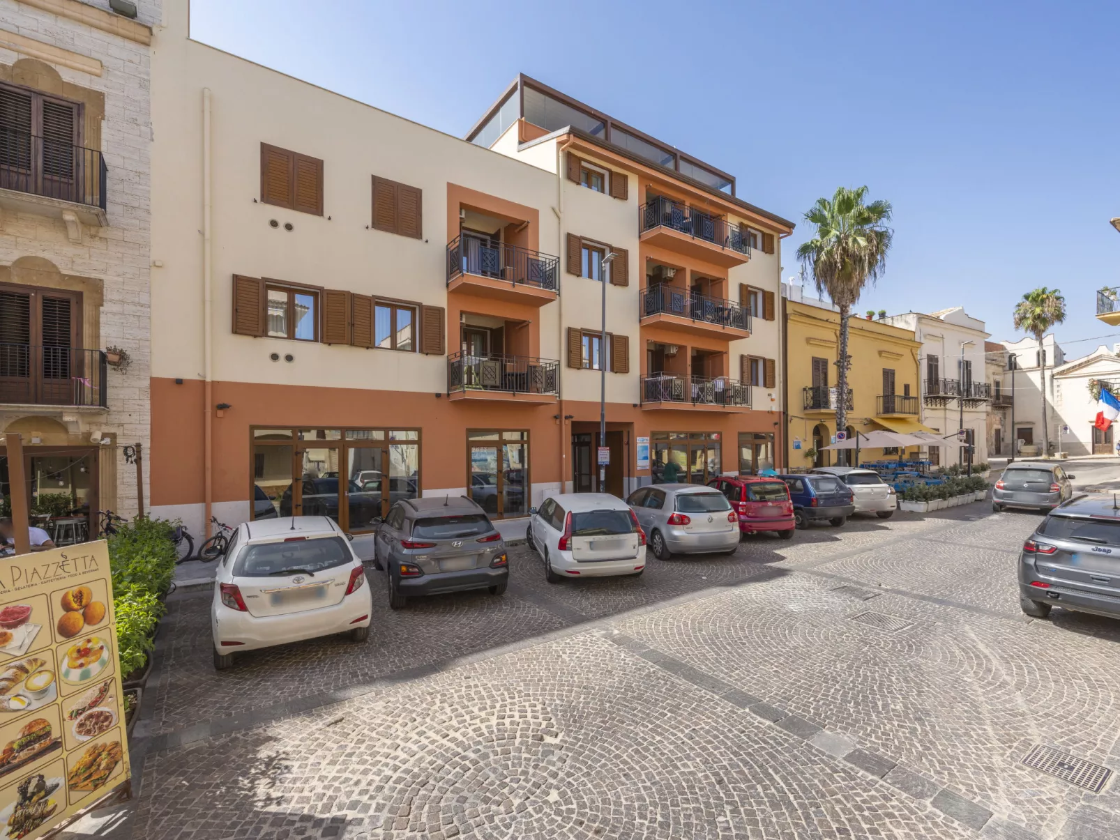 Palermo-Outside